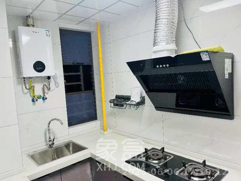 星城春晓  4室2厅2卫   2200.00元/月室内图