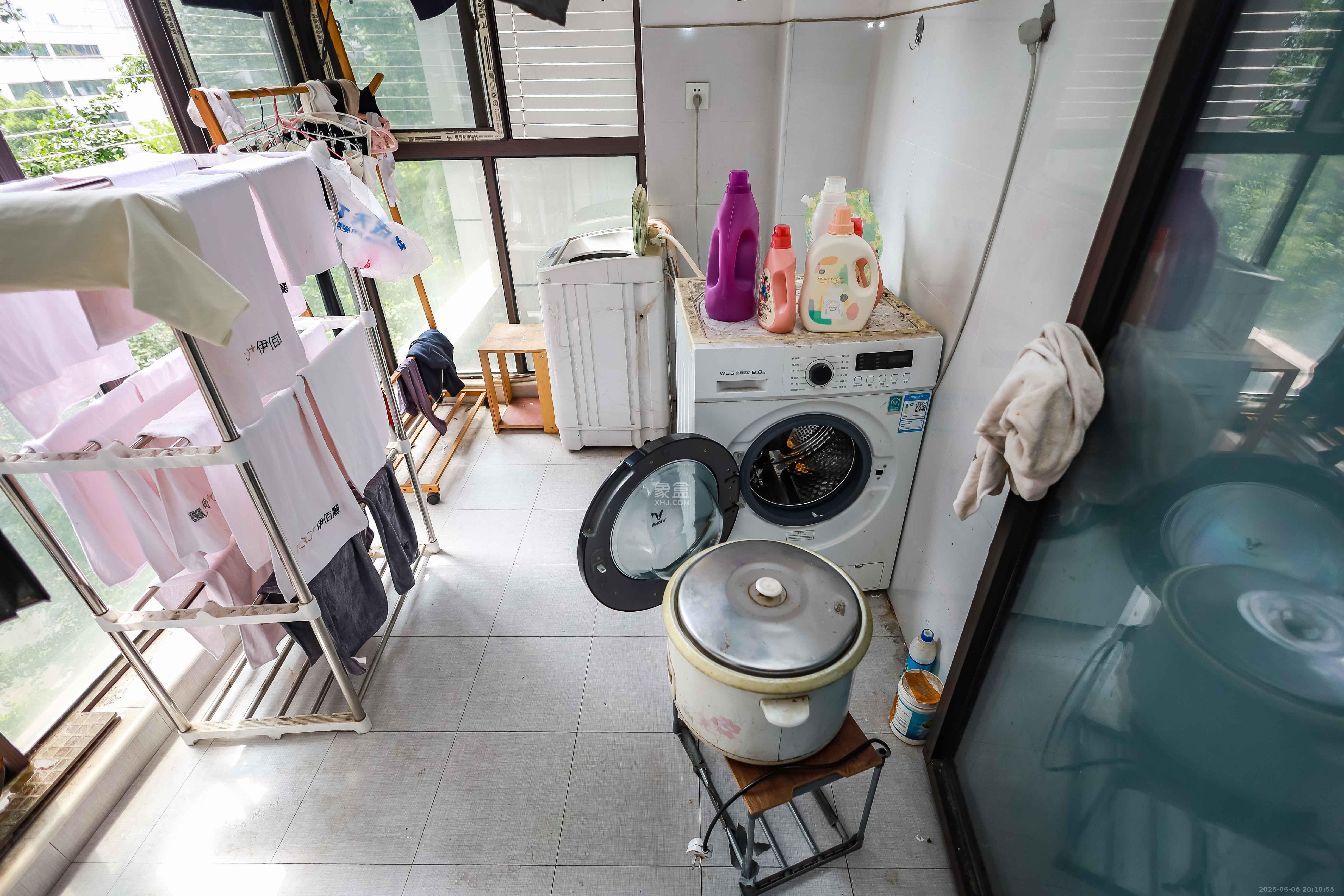 今时艺苑  3室2厅2卫   145.00万阳台