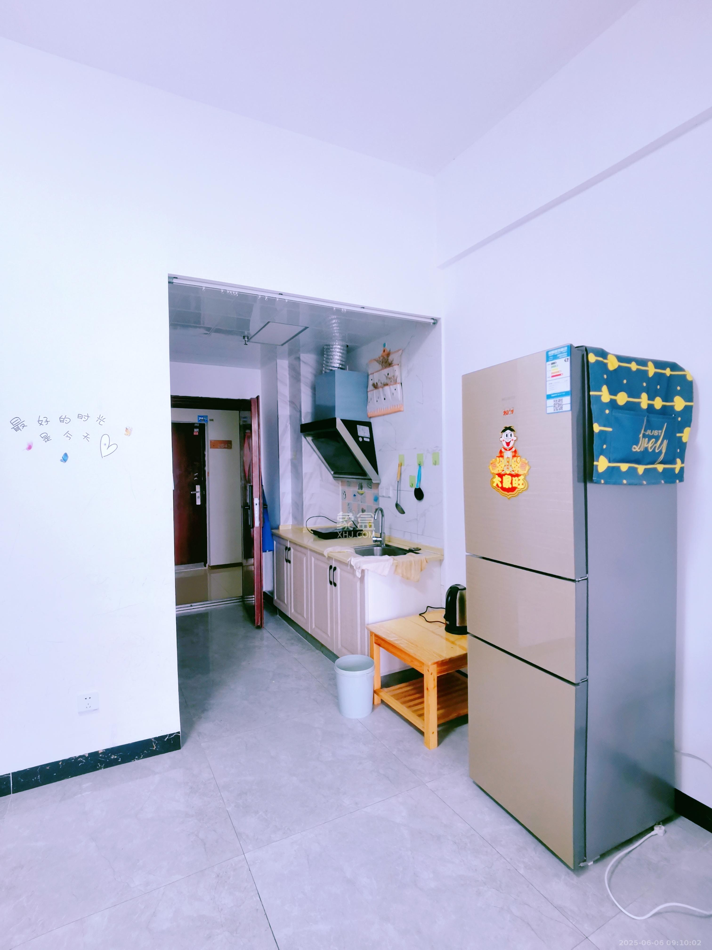 奥克斯缔壹城  1室1厅1卫   1350.00元/月室内图