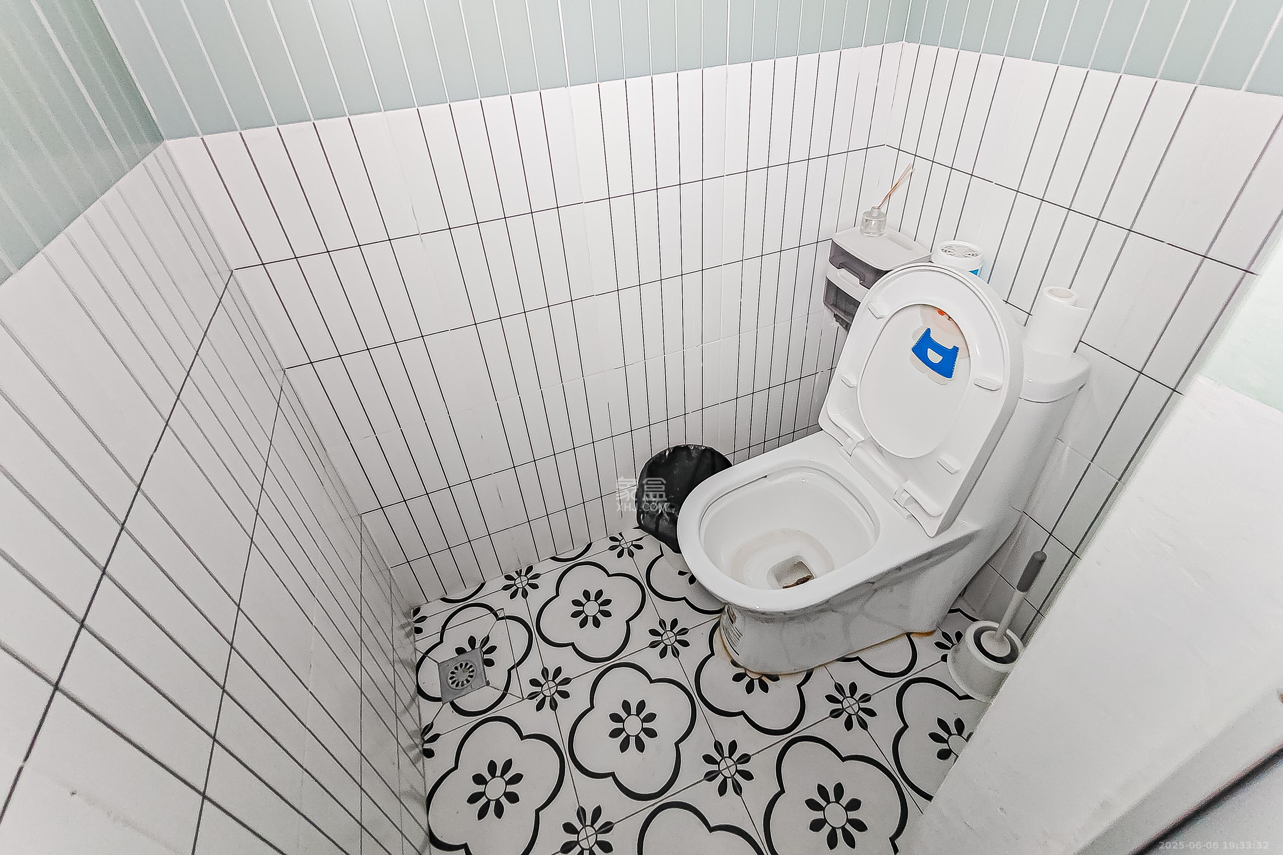 摩天一号  2室1厅1卫    59.9万卫生间