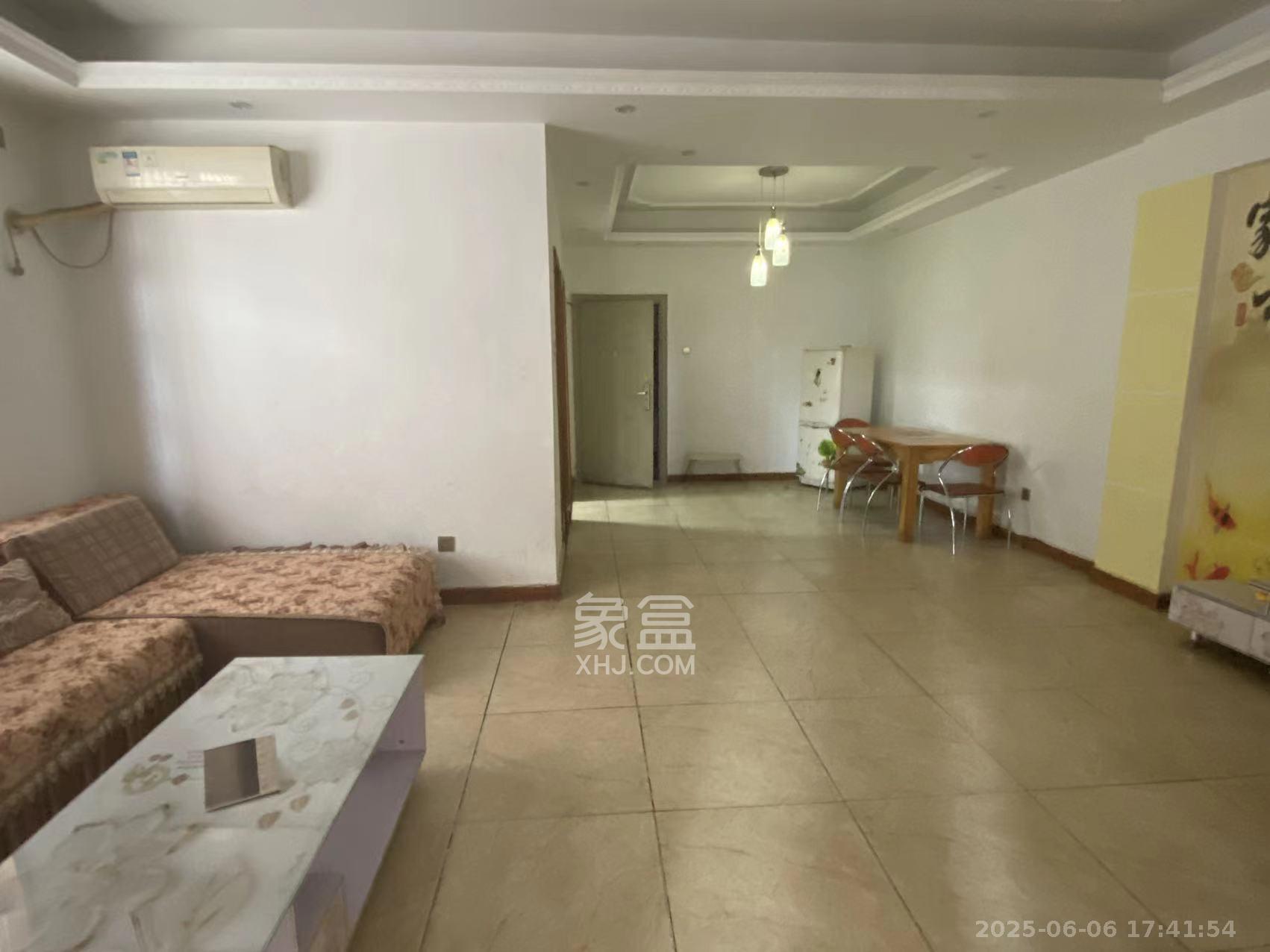 东方新世界 2室2厅1卫 2500.0元/月 东方新世界 2室2厅1卫 2500.0元/月室内图