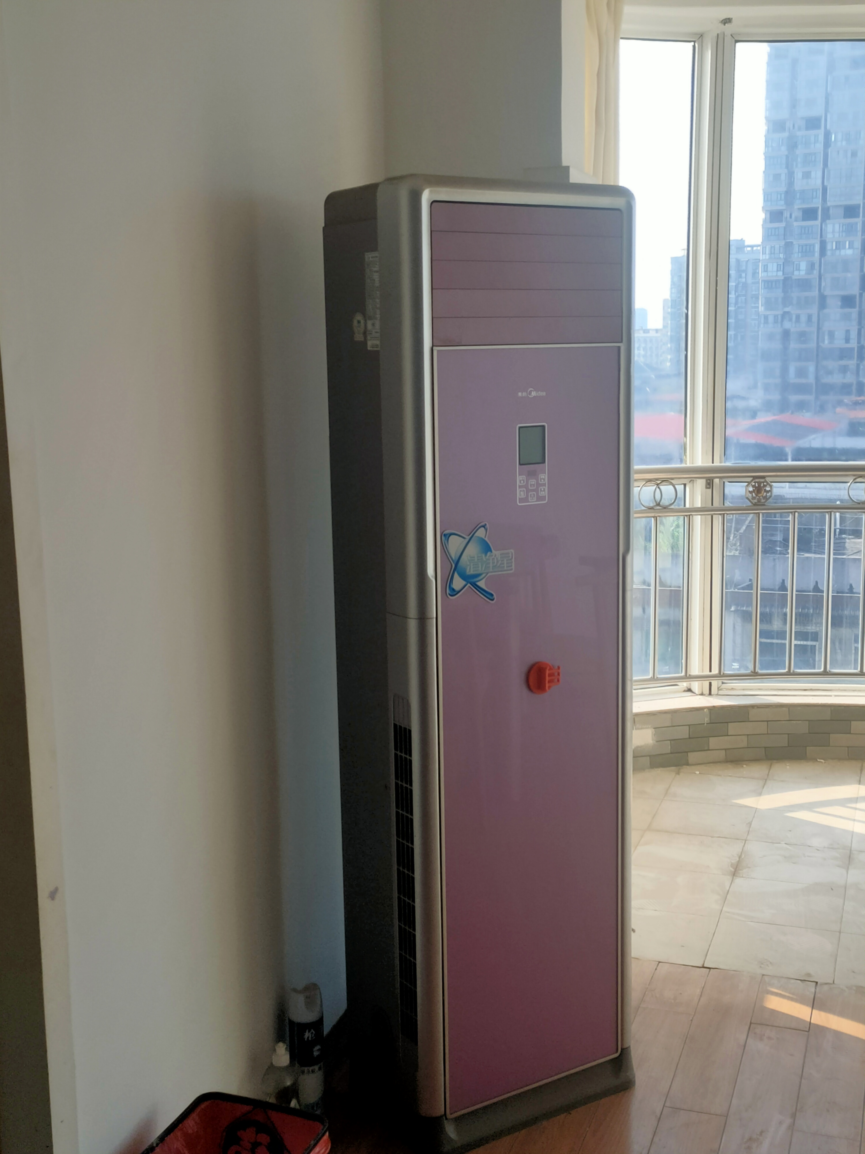 鹏程大厦  3室2厅2卫   1600.00元/月室内图
