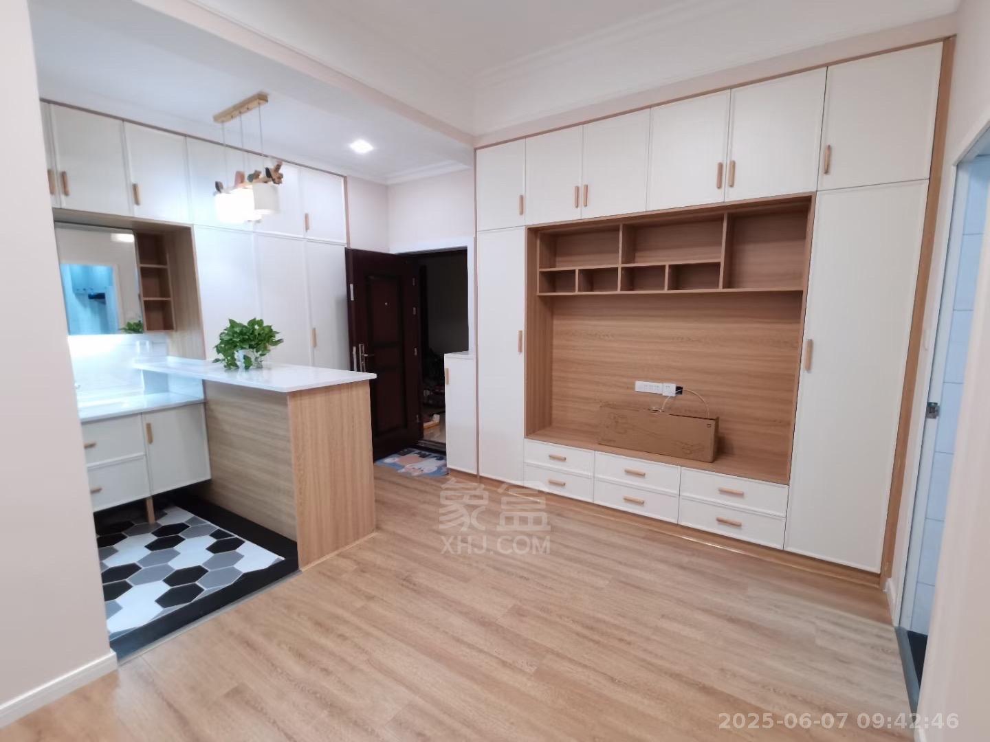 中泰财富湘江 1室1厅1卫 1500.0元/月 中泰财富湘江 1室1厅1卫 1500.0元/月室内图