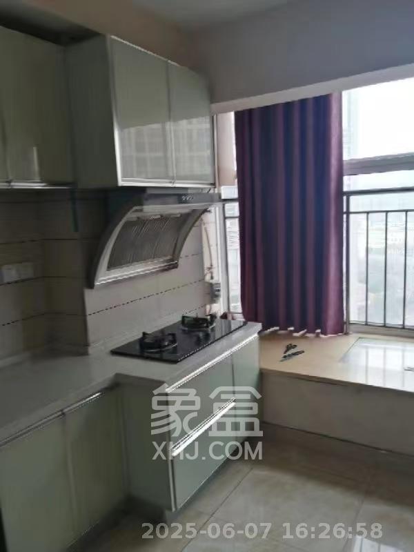 金色loft(鑫秋大厦) 2室2厅1卫 1900.0元/月 金色loft(鑫秋大厦) 2室2厅1卫 1900.0元/月室内图