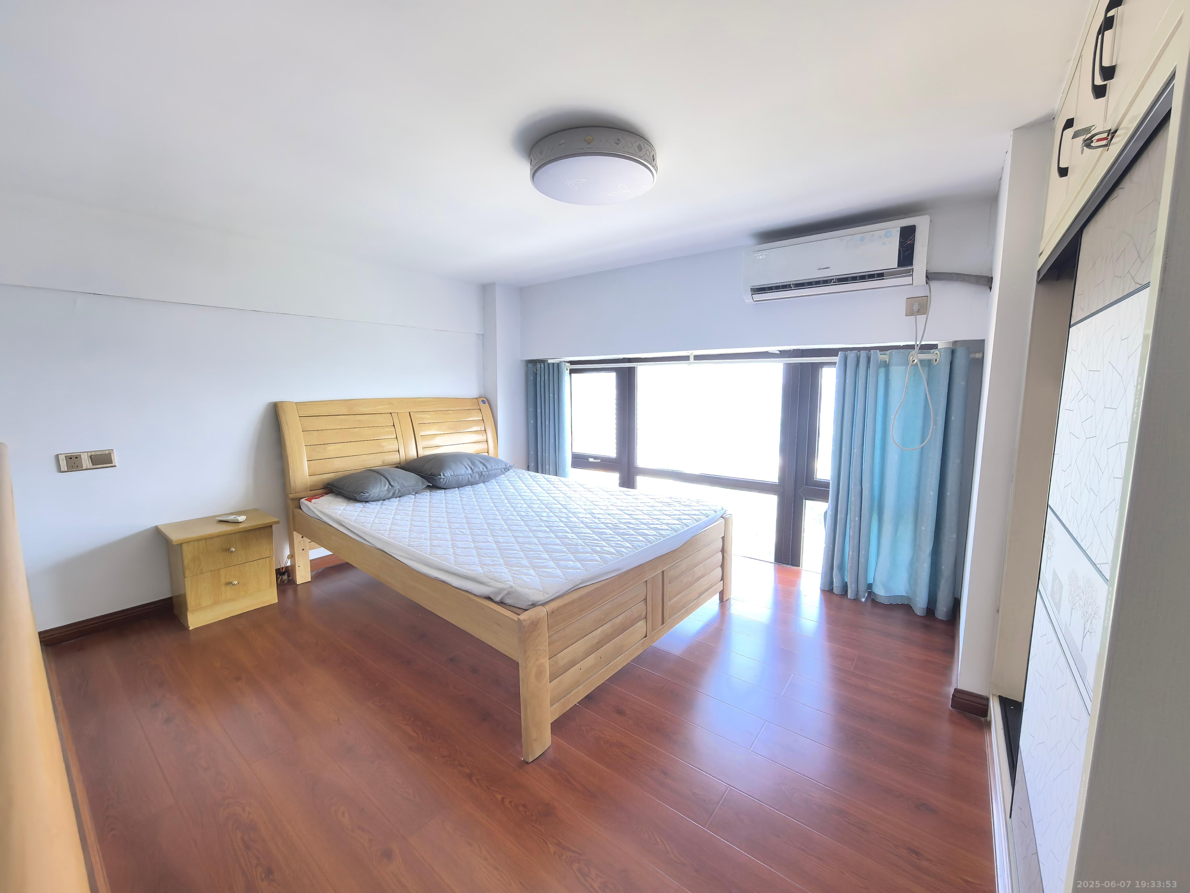 东方美地  2室1厅1卫   1800.00元/月室内图