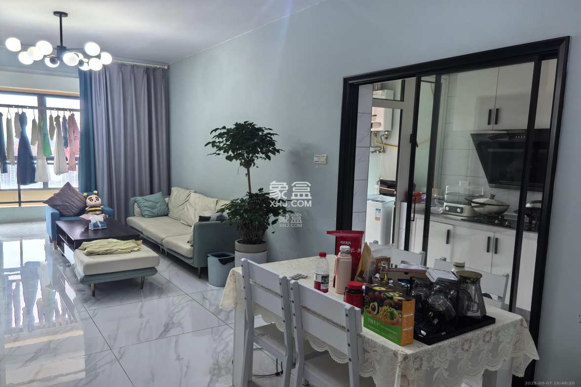 五矿万境水岸二期(五矿万境水岸和苑) 3室2厅1卫 2500.0元/月 五矿万境水岸二期(五矿万境水岸和苑) 3室2厅1卫 2500.0元/月室内图