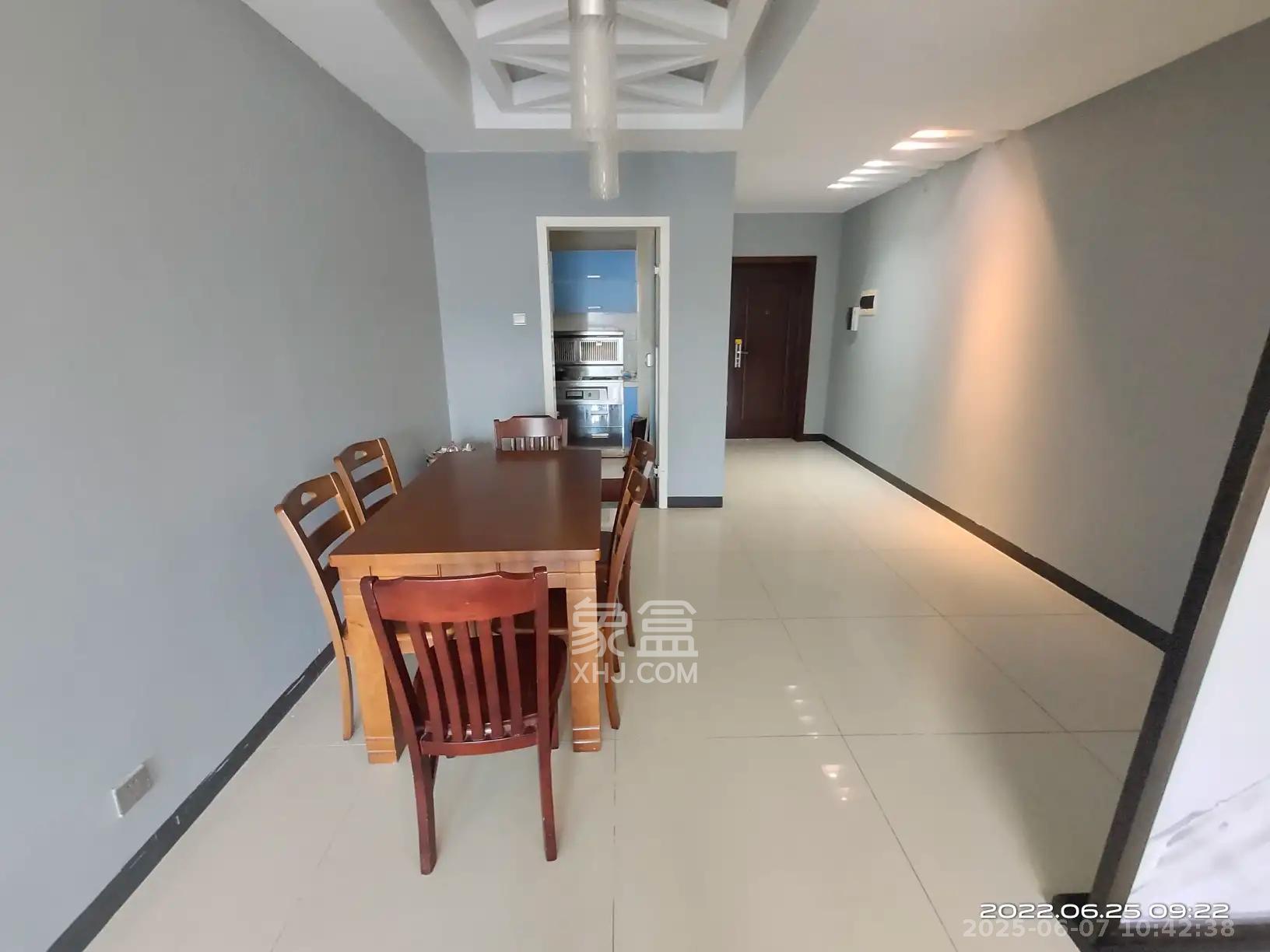 岳麓现代城 4室2厅2卫 3600.0元/月 岳麓现代城 4室2厅2卫 3600.0元/月室内图