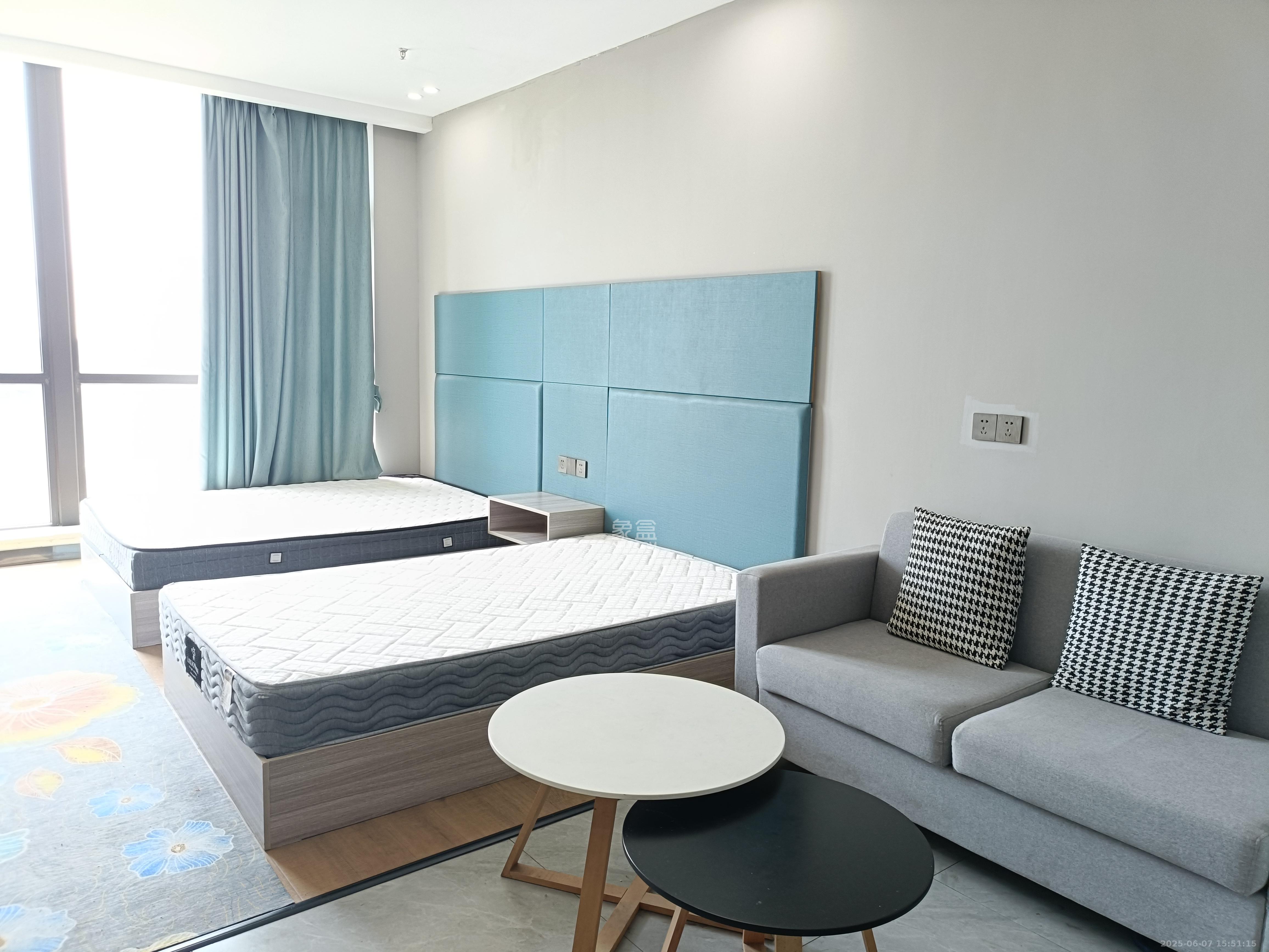 公园9号大都会 1室1厅1卫 1900.0元/月 公园9号大都会 1室1厅1卫 1900.0元/月室内图