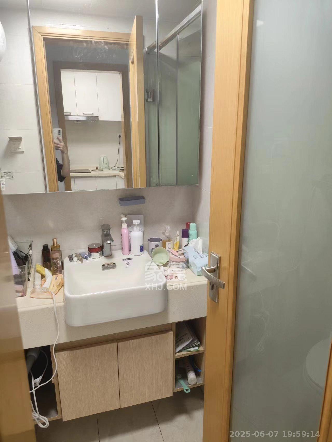 中海新城熙岸(中信新城五期) 1室1厅1卫 1100.0元/月 中海新城熙岸(中信新城五期) 1室1厅1卫 1100.0元/月室内图