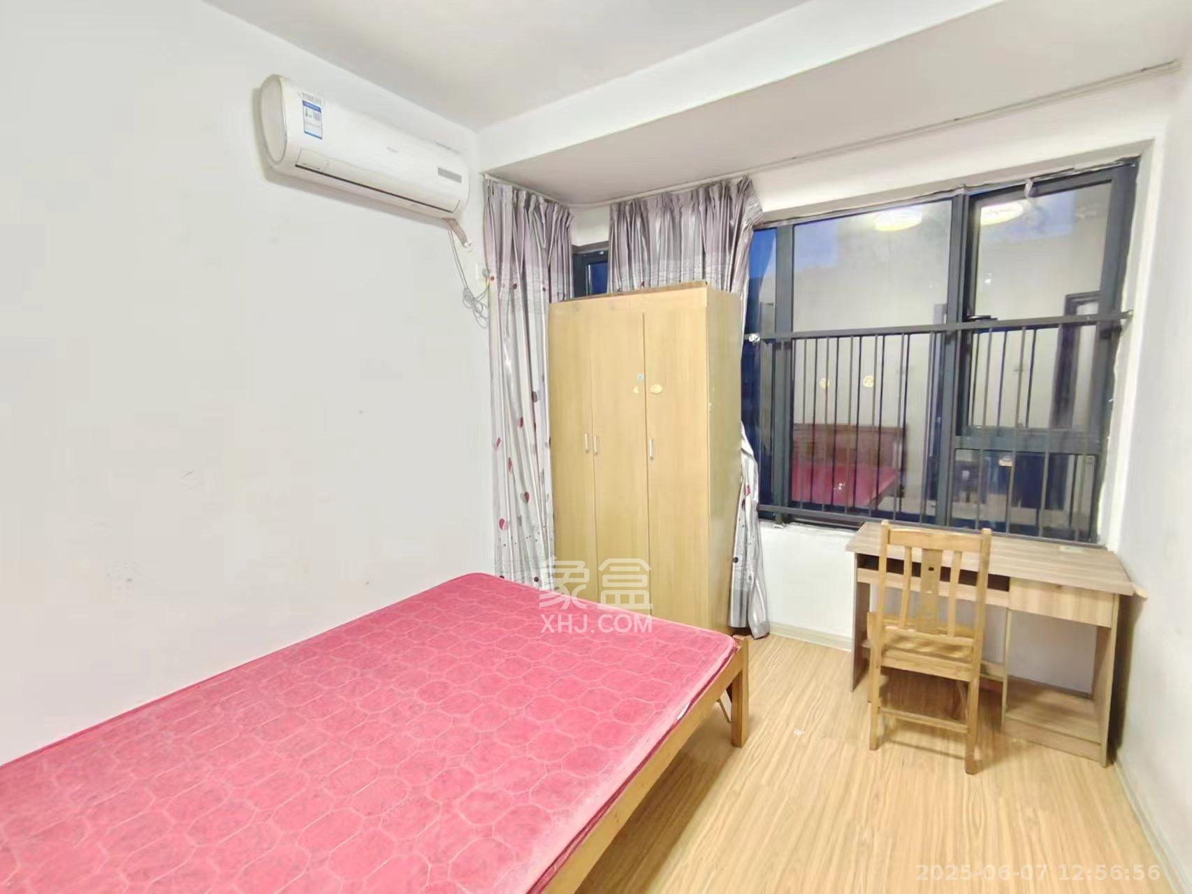 长房时代城  3室2厅1卫    2500.0元/月室内图