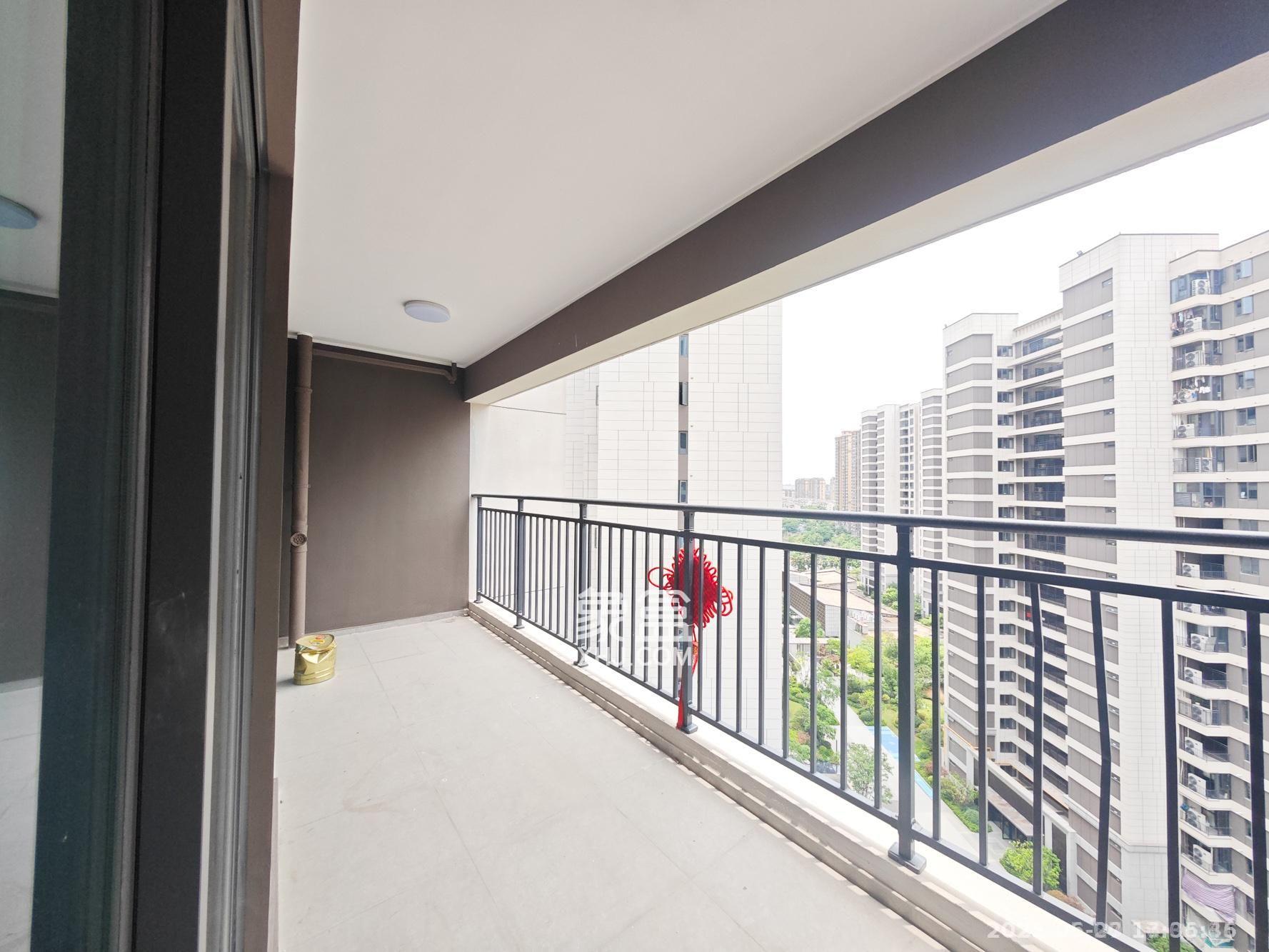 金地都会风華 4室2厅2卫 3500.0元/月 金地都会风華 4室2厅2卫 3500.0元/月室内图