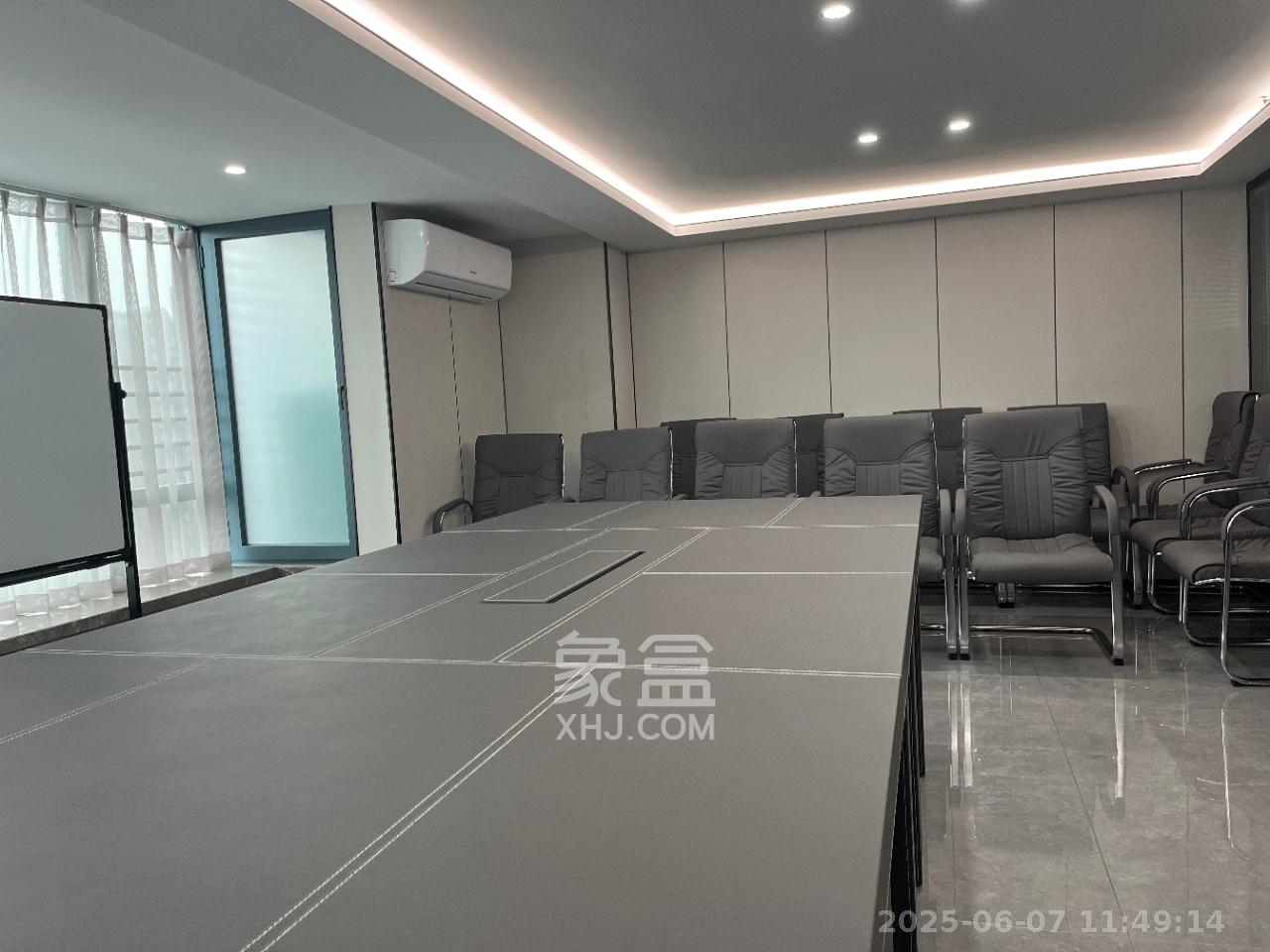 京武浪琴山三期(京武中心) 5室1厅1卫 38000.0元/月 京武浪琴山三期(京武中心) 5室1厅1卫 38000.0元/月室内图