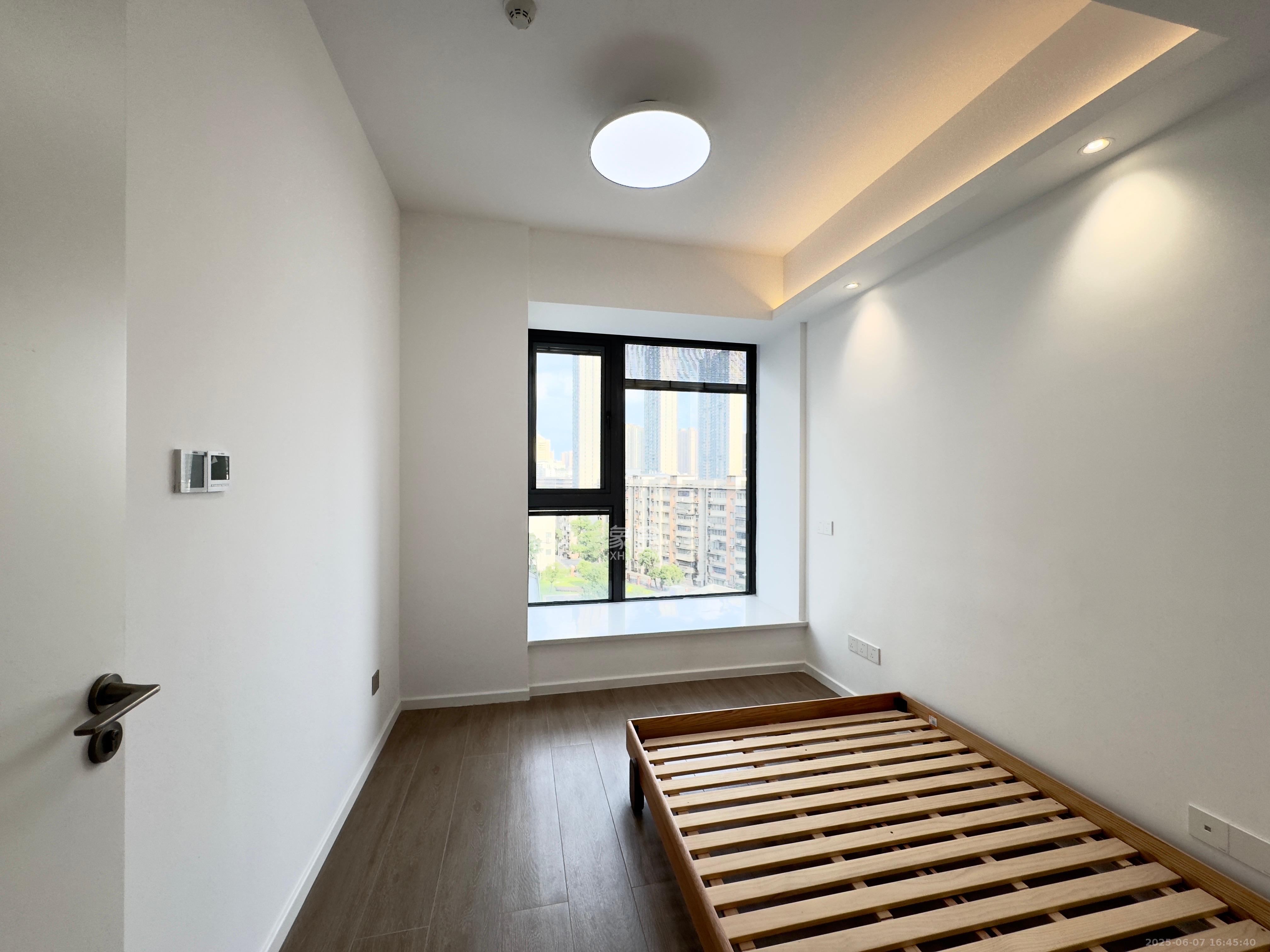 北辰瀚江府  3室2厅2卫   6500.00元/月室内图