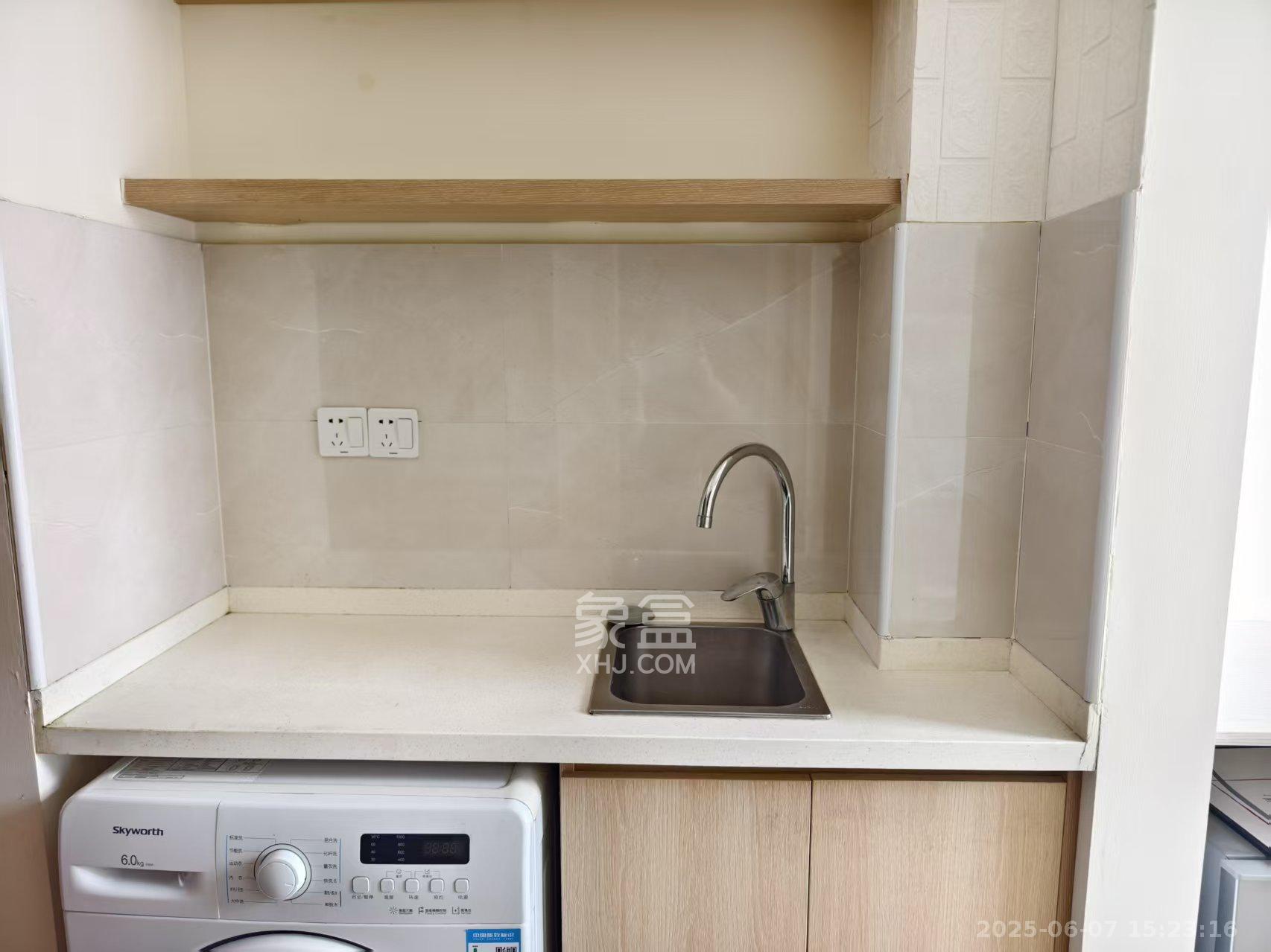 兰亭湾畔 1室1厅1卫 1200.0元/月 兰亭湾畔 1室1厅1卫 1200.0元/月室内图