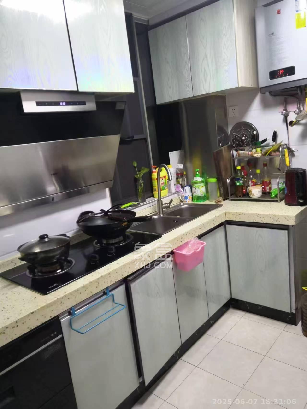 怡海星城 3室1厅1卫 2100.0元/月 怡海星城 3室1厅1卫 2100.0元/月室内图