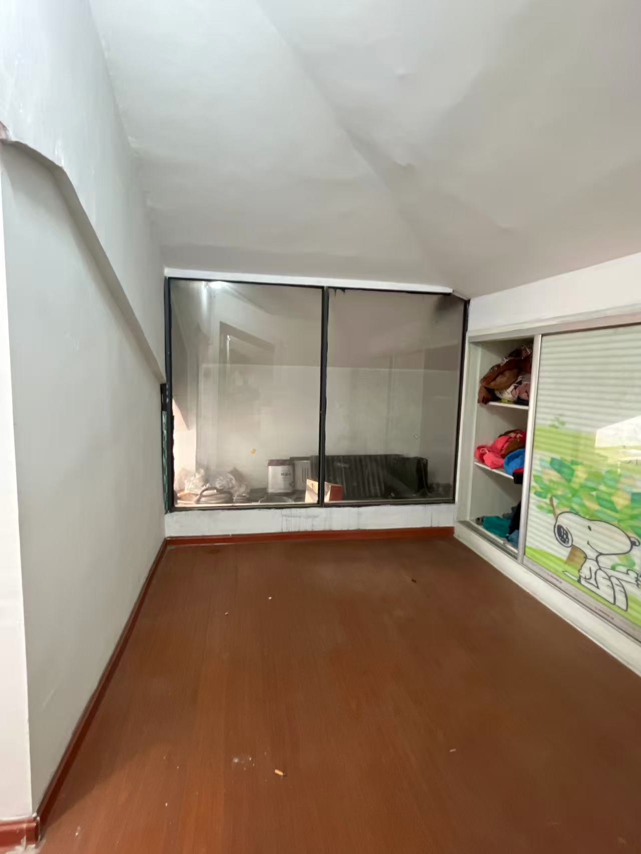 东方新城  2室2厅2卫   1600.00元/月室内图