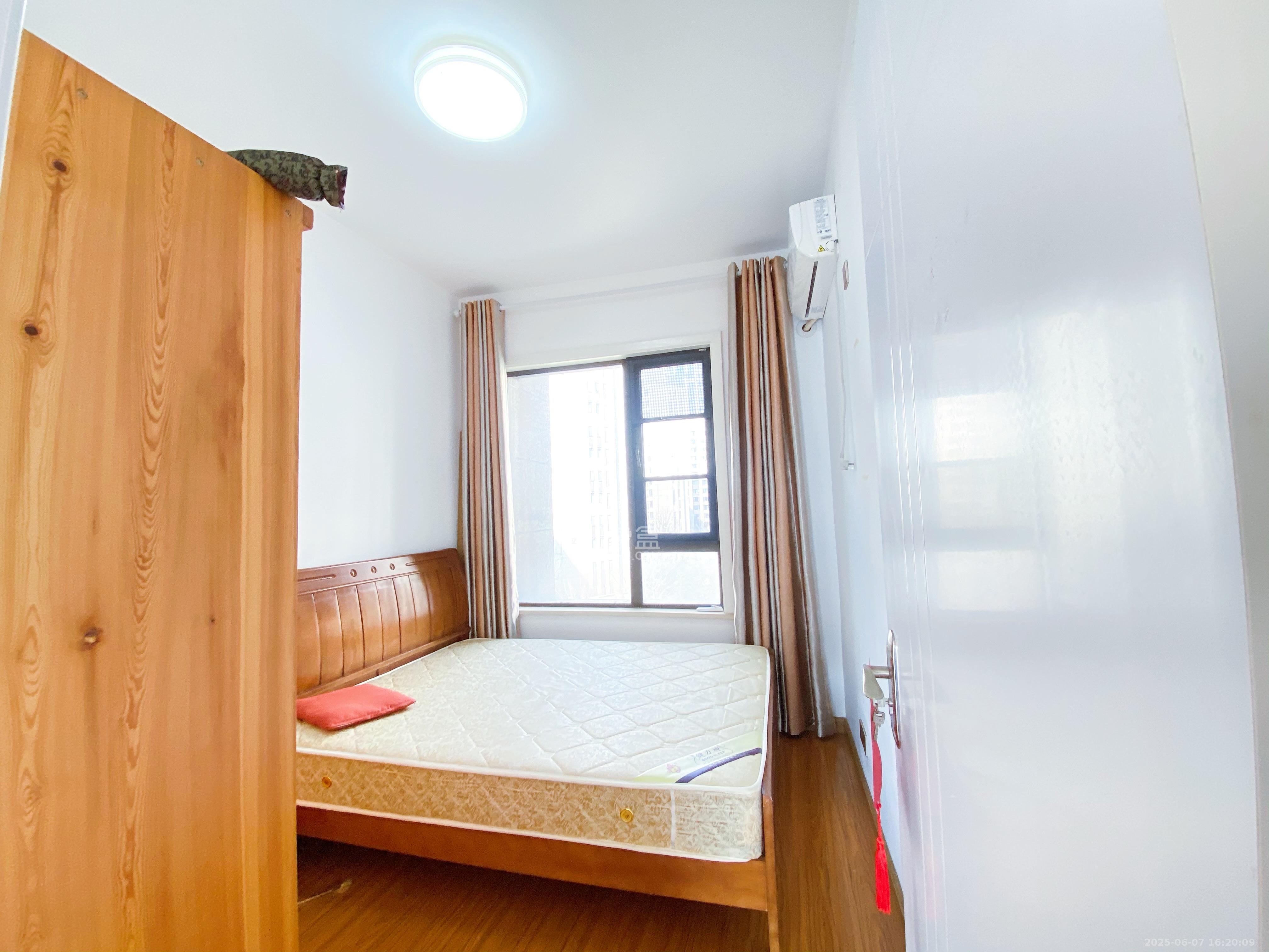 金茂梅溪湖 3室2厅2卫 3200.0元/月 金茂梅溪湖 3室2厅2卫 3200.0元/月室内图