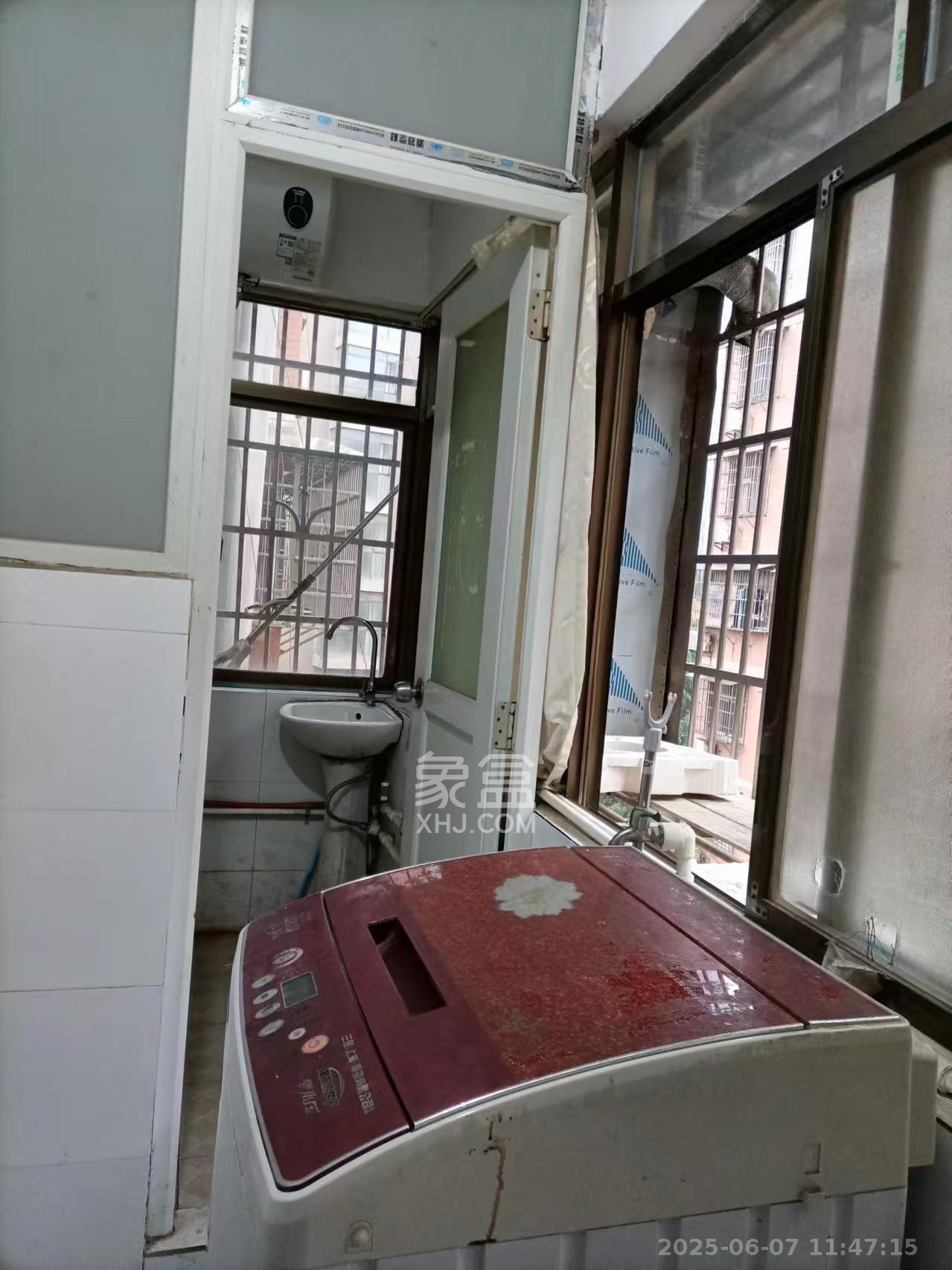 红商建材市场  1室1厅1卫   800.00元/月室内图