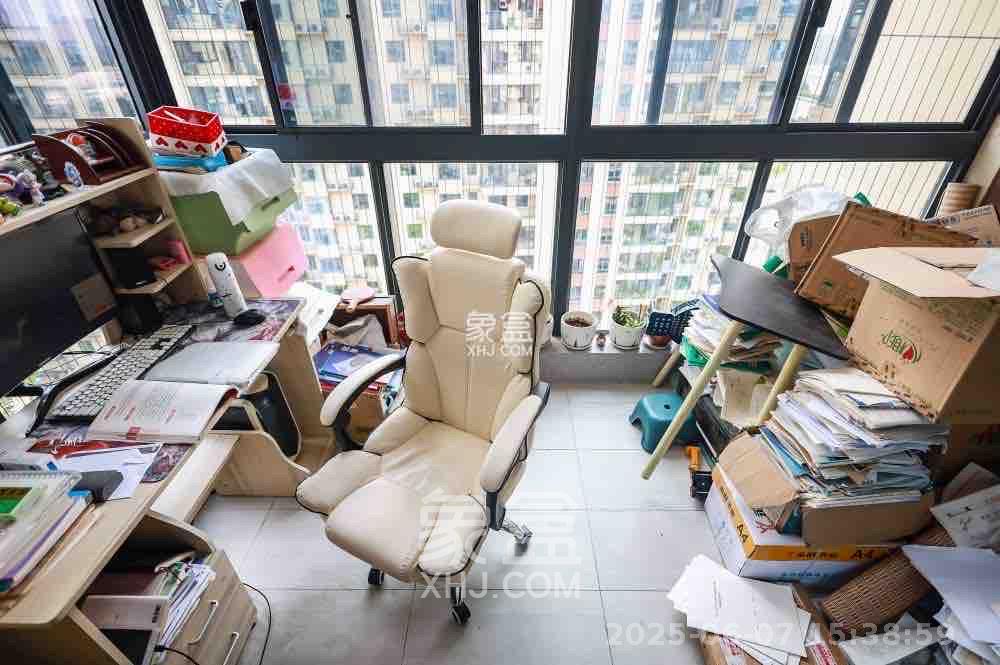 长房云西府一期  3室2厅2卫   3200.00元/月室内图