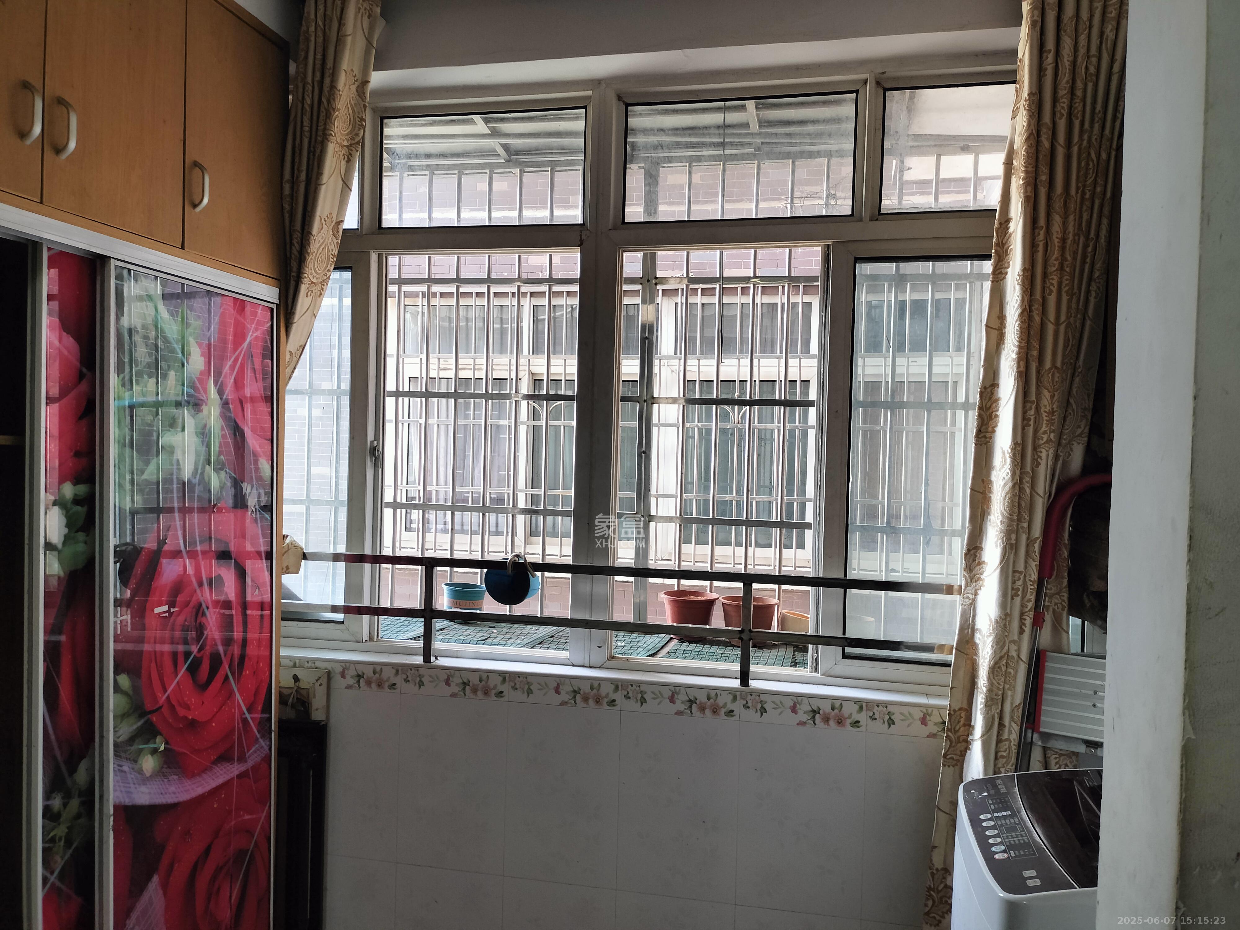 未来蜂巢  1室1厅1卫   1000.00元/月室内图