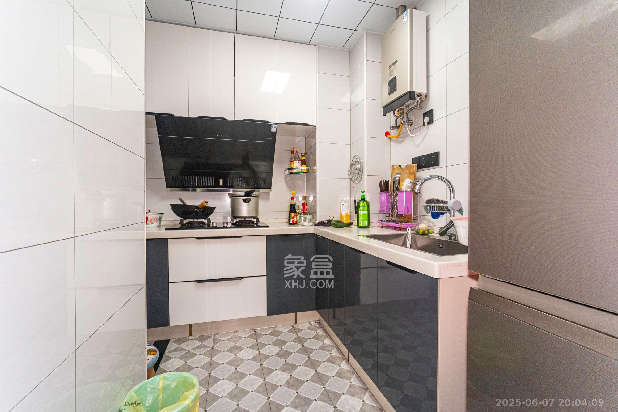 深业喜汇 2室2厅1卫 51.8万 深业喜汇 2室2厅1卫 51.8万厨房