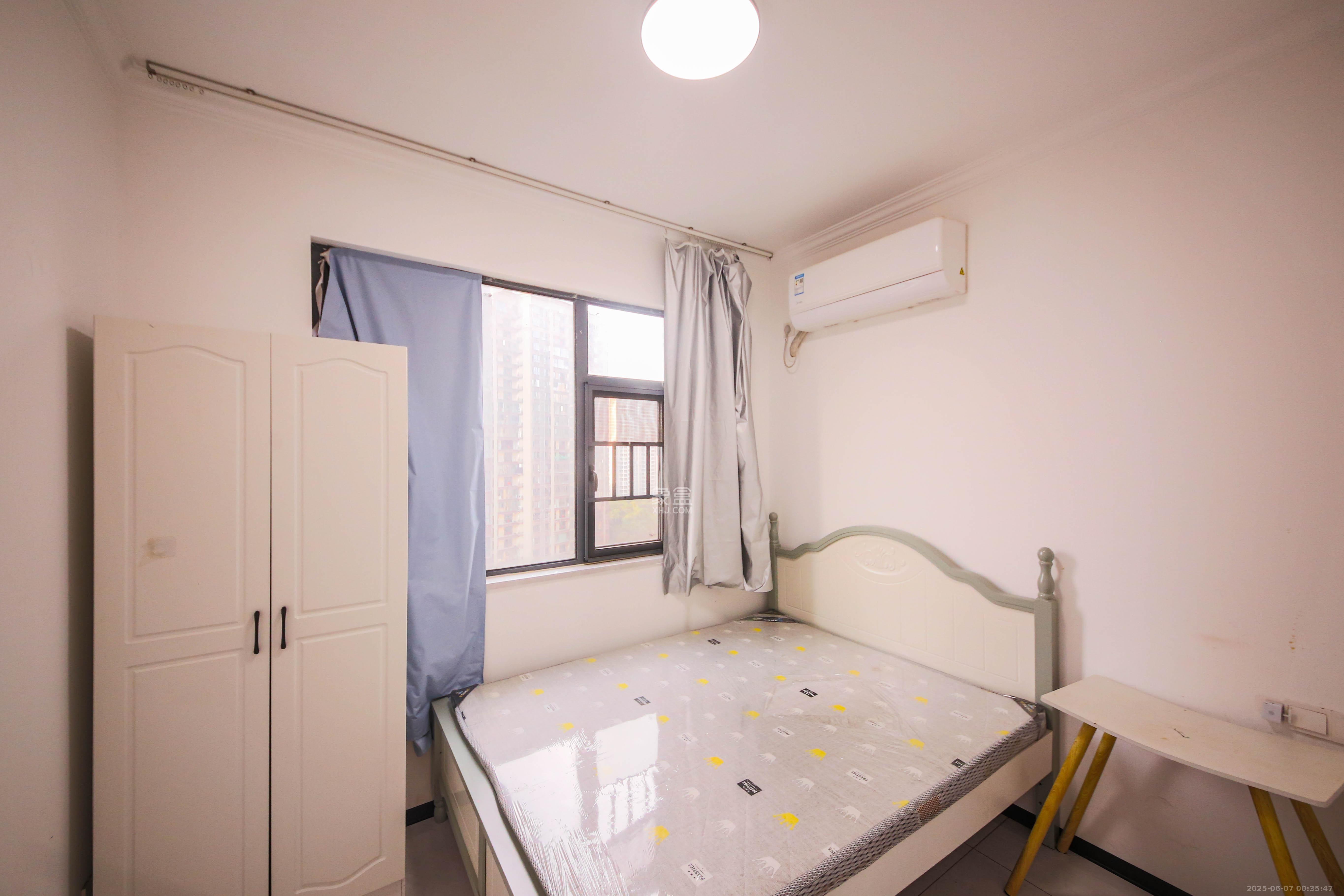中建钰和城  3室2厅2卫   152.00万卧室