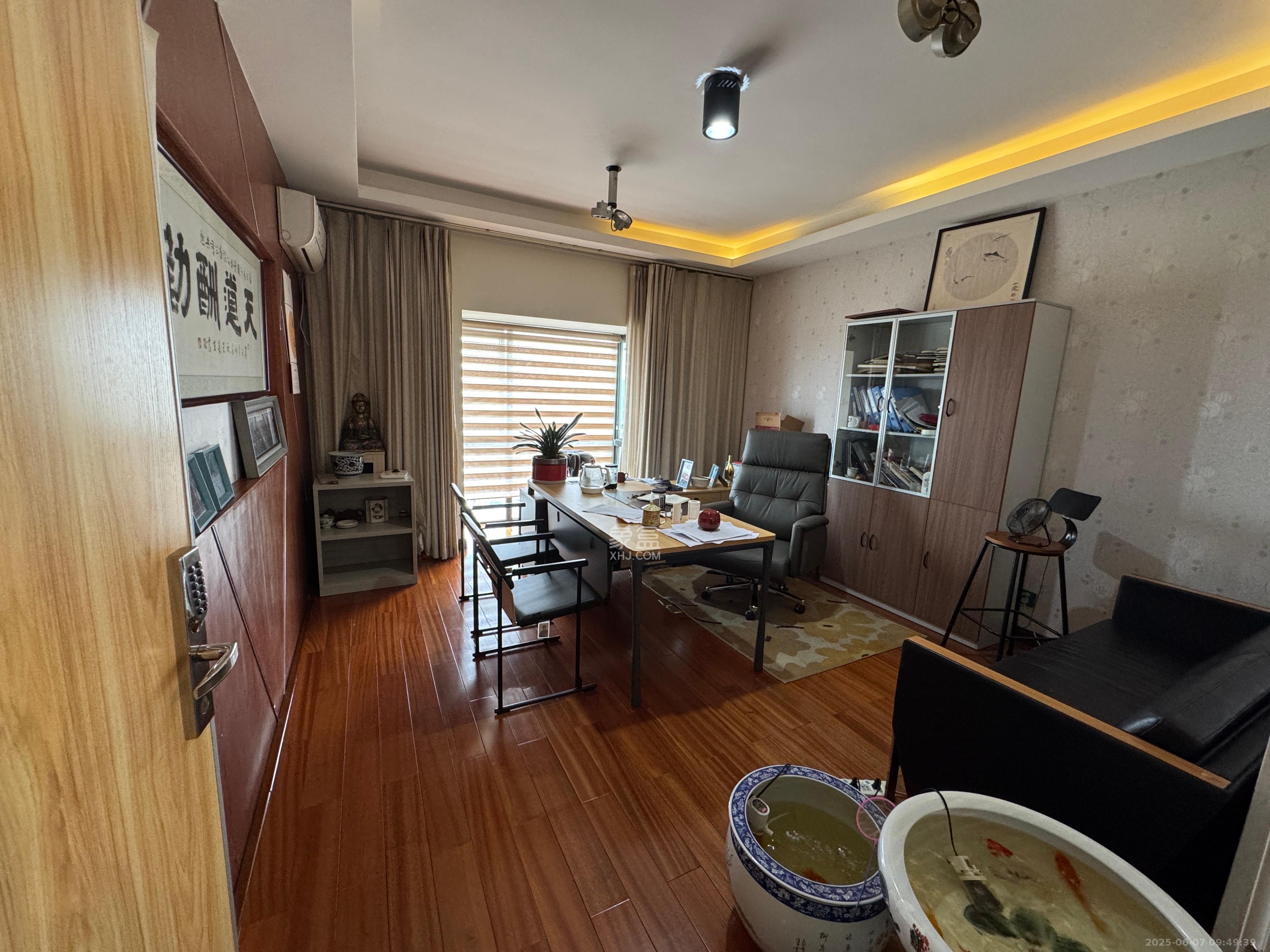 建安新商汇  4室2厅1卫   5000.00元/月