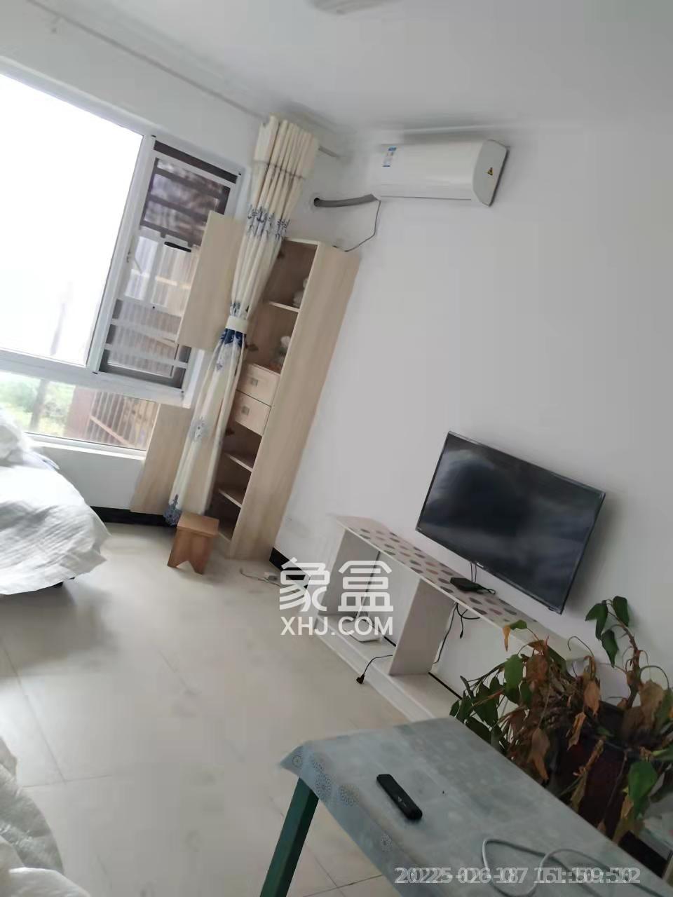 佛奥康桥水岸  3室2厅2卫   1700.00元/月