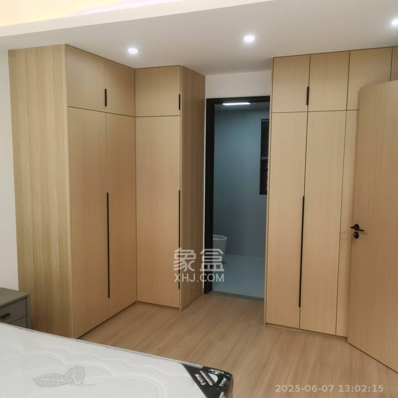 保利大都汇四期  4室2厅2卫   4500.00元/月室内图