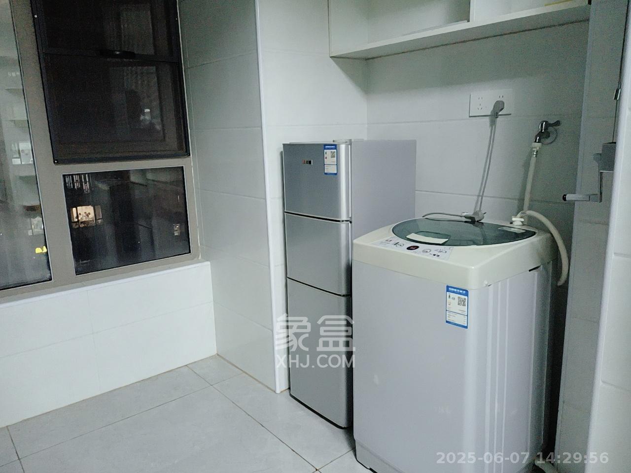 怡海星城  1室1厅1卫   1050.00元/月室内图