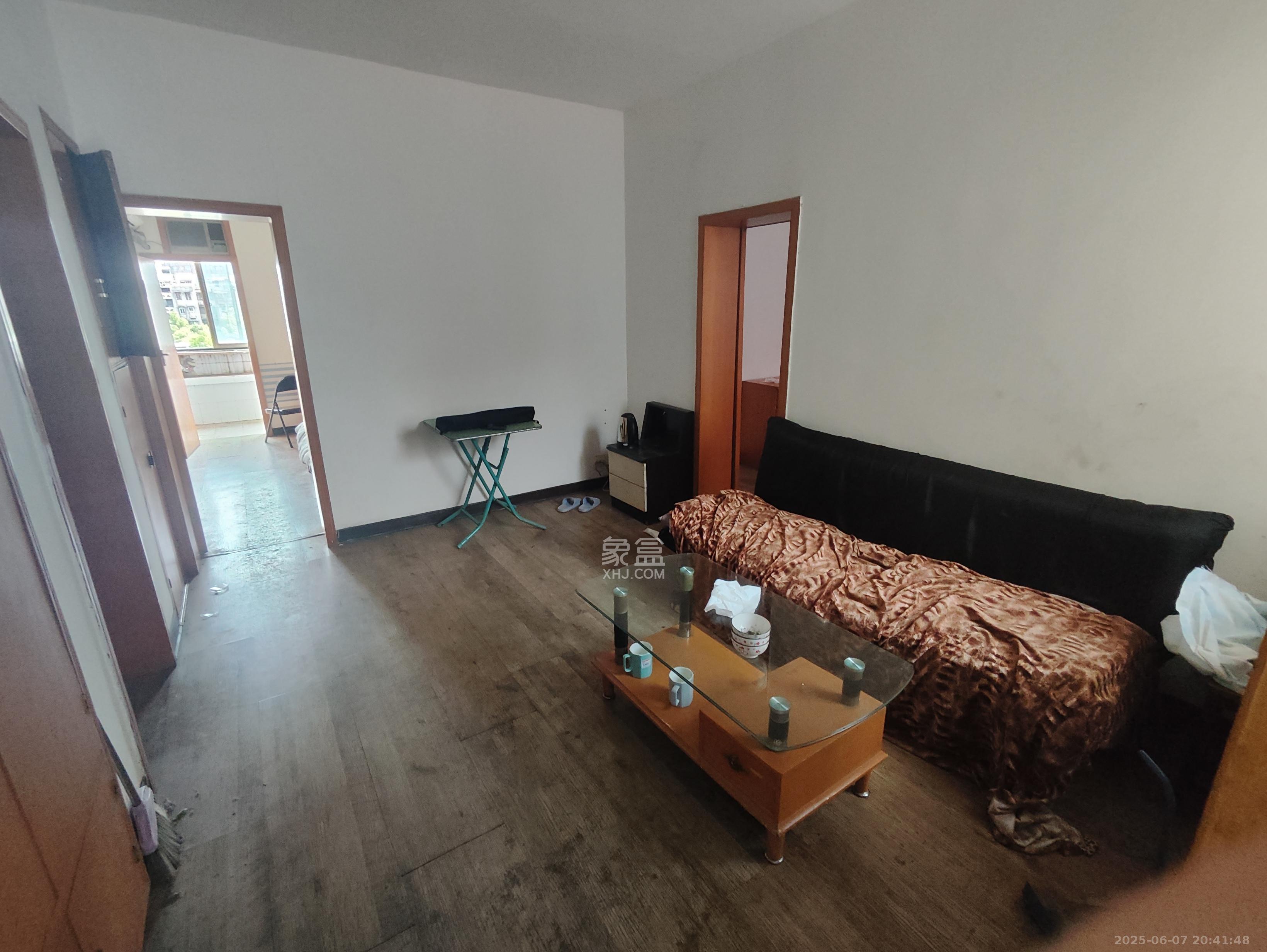 五金采购供应站(五金宿舍) 2室1厅1卫 1600.0元/月 五金采购供应站(五金宿舍) 2室1厅1卫 1600.0元/月室内图