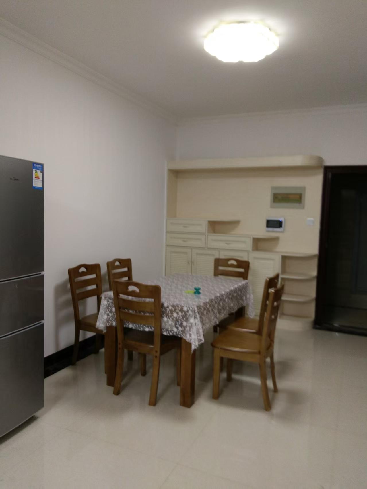 御江帝景  2室2厅1卫    1800.0元/月 御江帝景  2室2厅1卫    1800.0元/月室内图