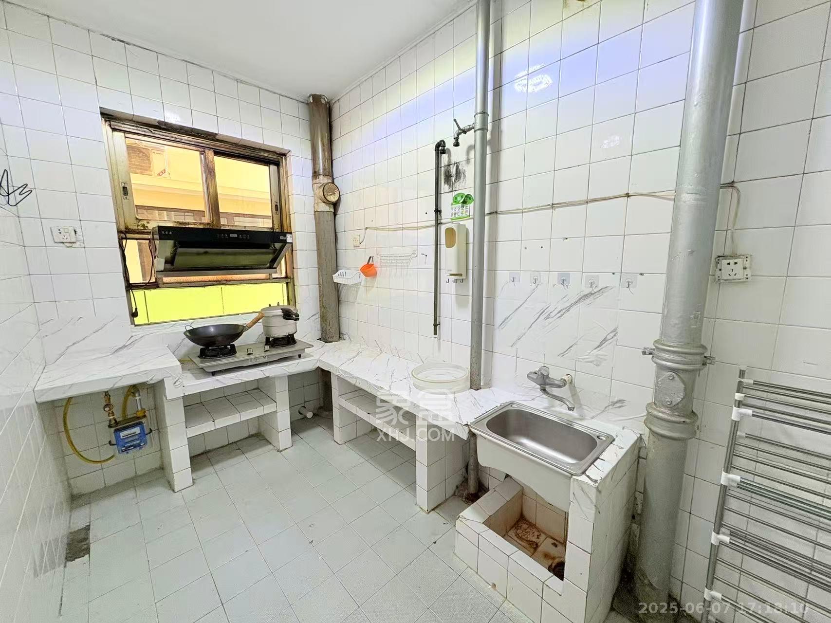 省财政厅宿舍 3室2厅2卫 3000.0元/月 省财政厅宿舍 3室2厅2卫 3000.0元/月室内图