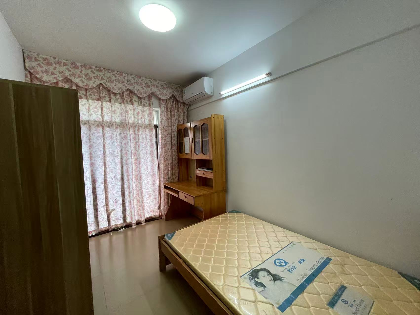 和安花园 3室2厅1卫 2000.0元/月 和安花园 3室2厅1卫 2000.0元/月室内图