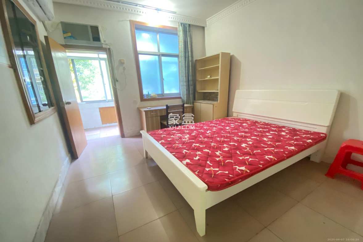 省水院宿舍 3室1厅1卫 2000.0元/月 省水院宿舍 3室1厅1卫 2000.0元/月室内图