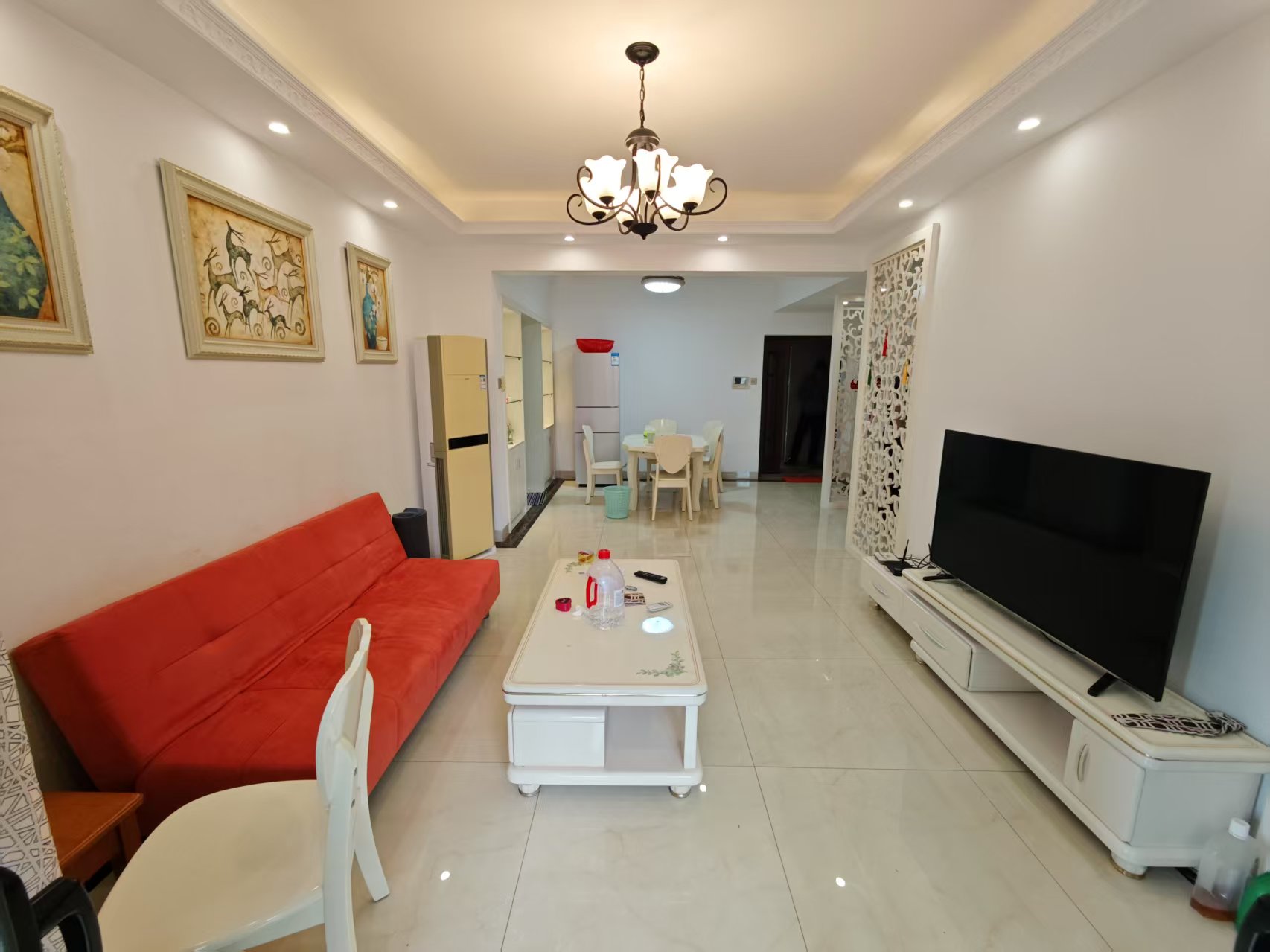 江畔人家 2室1厅1卫 2500.0元/月 江畔人家 2室1厅1卫 2500.0元/月室内图