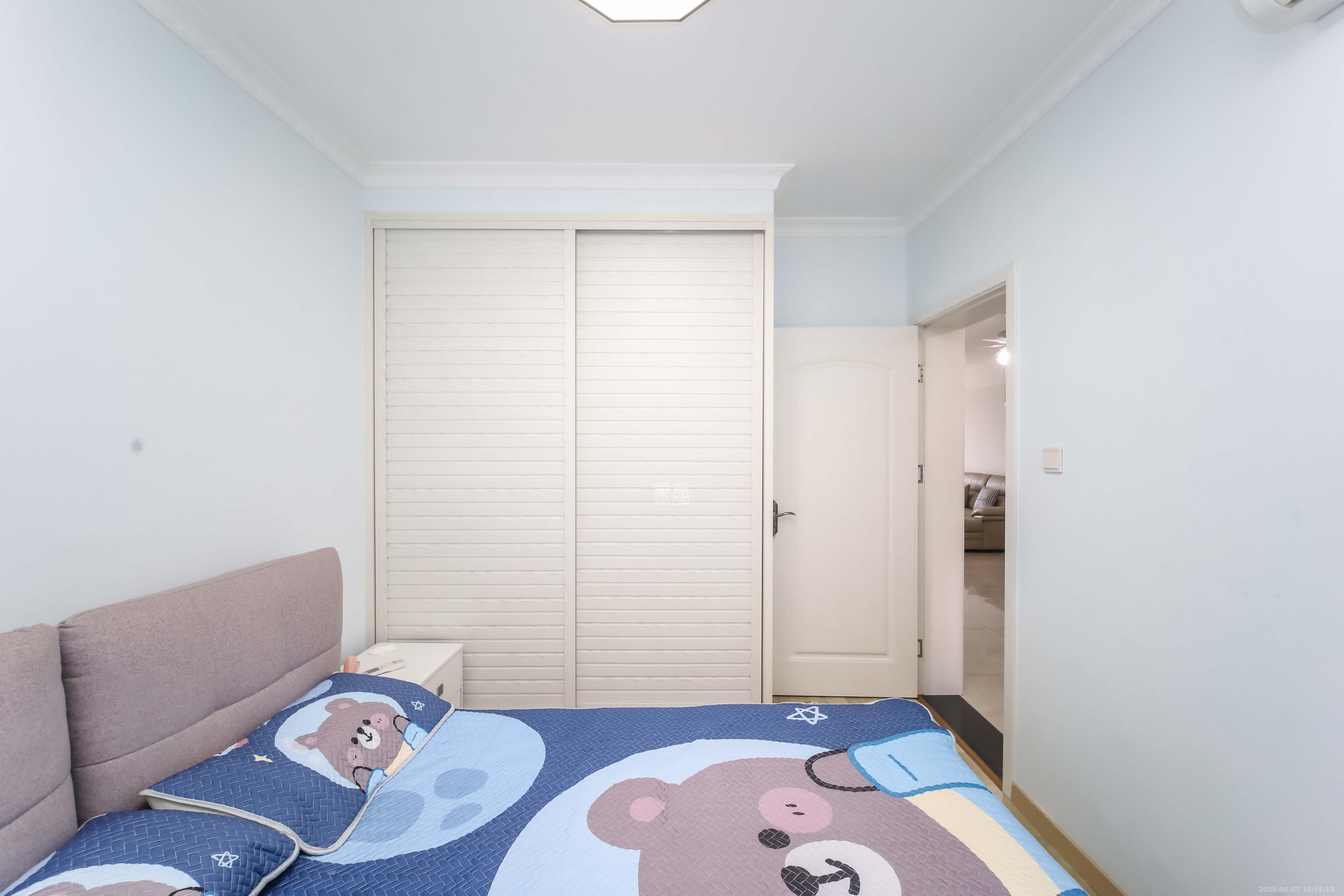中欣楚天熙苑  3室2厅2卫   120.00万卧室
