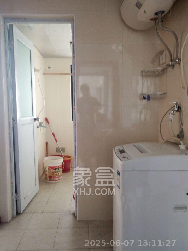 长房时代城 2室2厅1卫 2300.0元/月 长房时代城 2室2厅1卫 2300.0元/月室内图