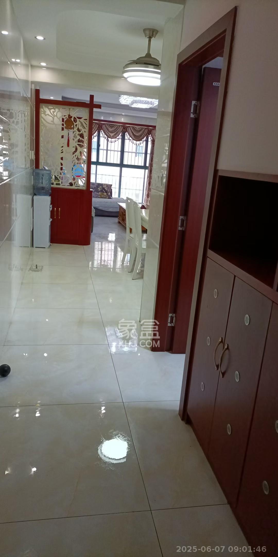 才子佳郡 3室2厅1卫 2000.0元/月 才子佳郡 3室2厅1卫 2000.0元/月室内图