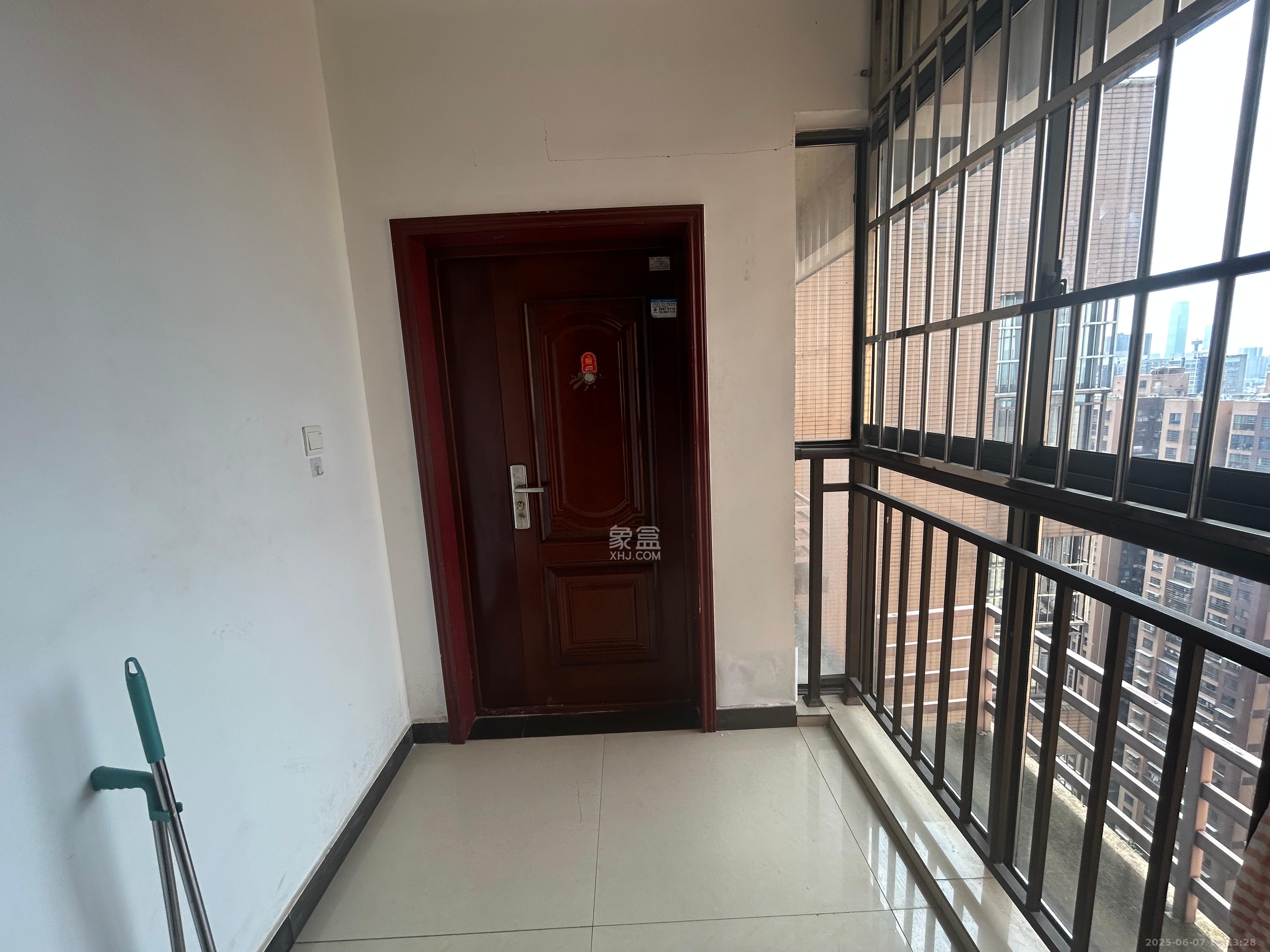 芒果天地(芒果雅苑) 2室1厅1卫 2300.0元/月 芒果天地(芒果雅苑) 2室1厅1卫 2300.0元/月室内图