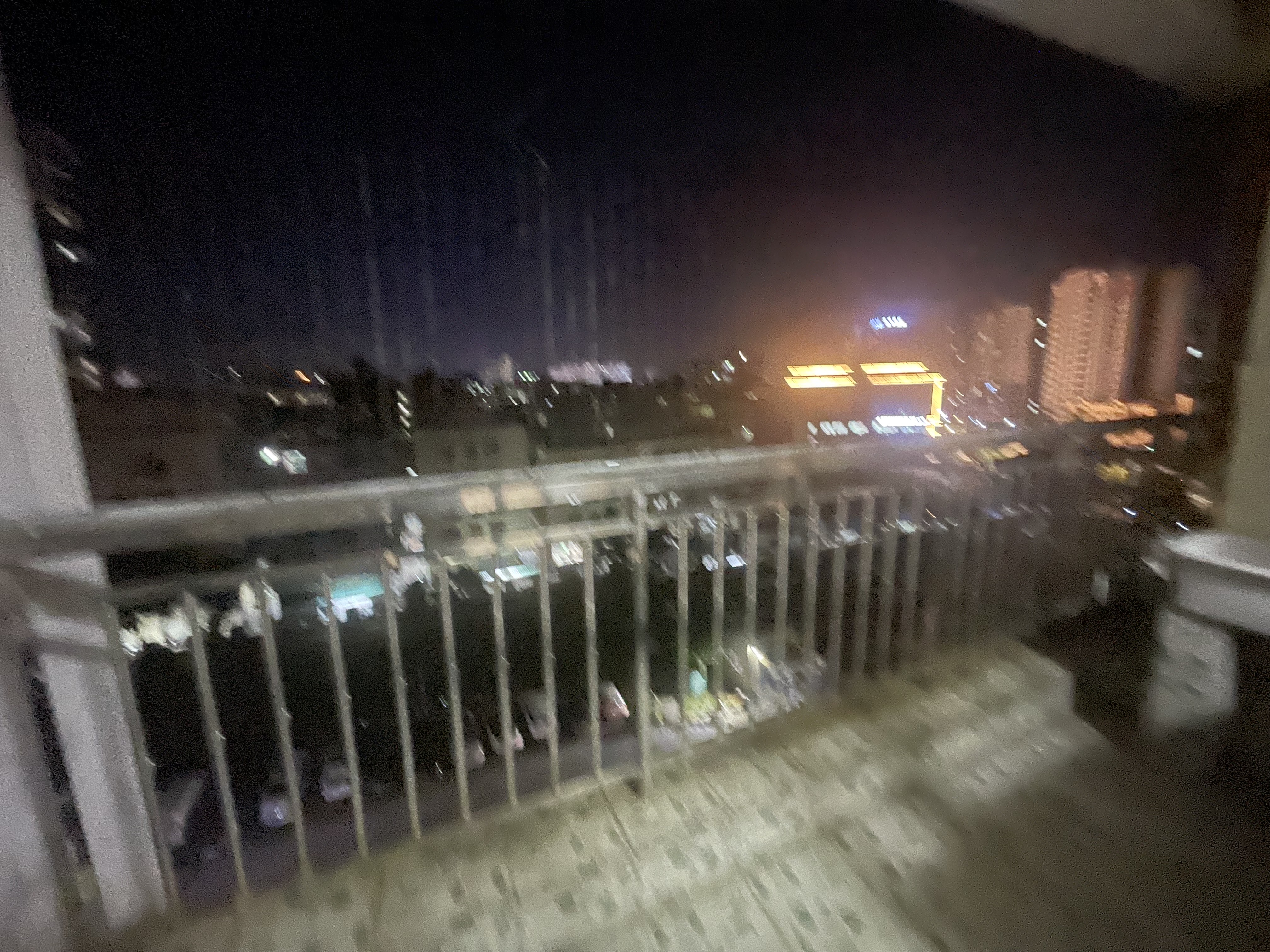 南滨骏园  2室1厅1卫   2000.00元/月室内图