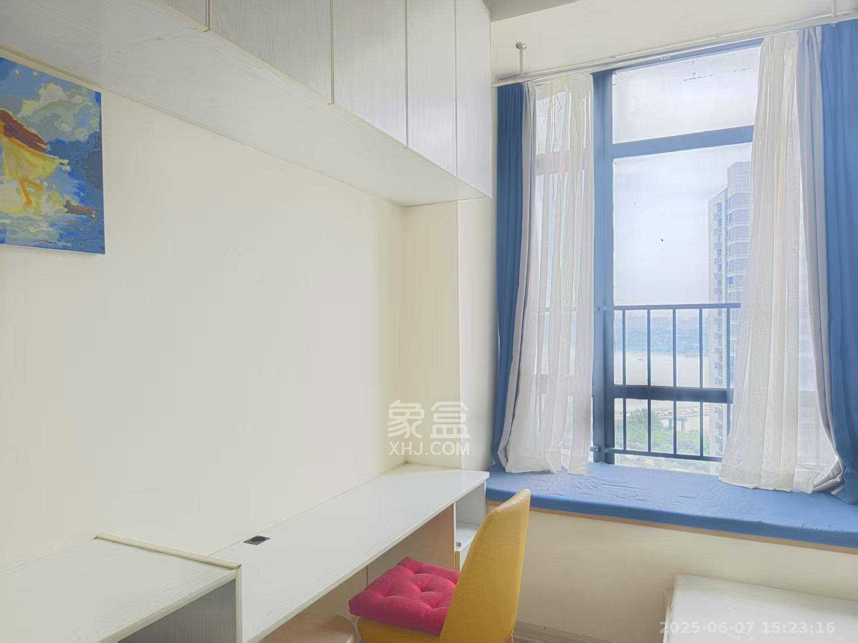 兰亭湾畔 1室1厅1卫 1200.0元/月 兰亭湾畔 1室1厅1卫 1200.0元/月室内图