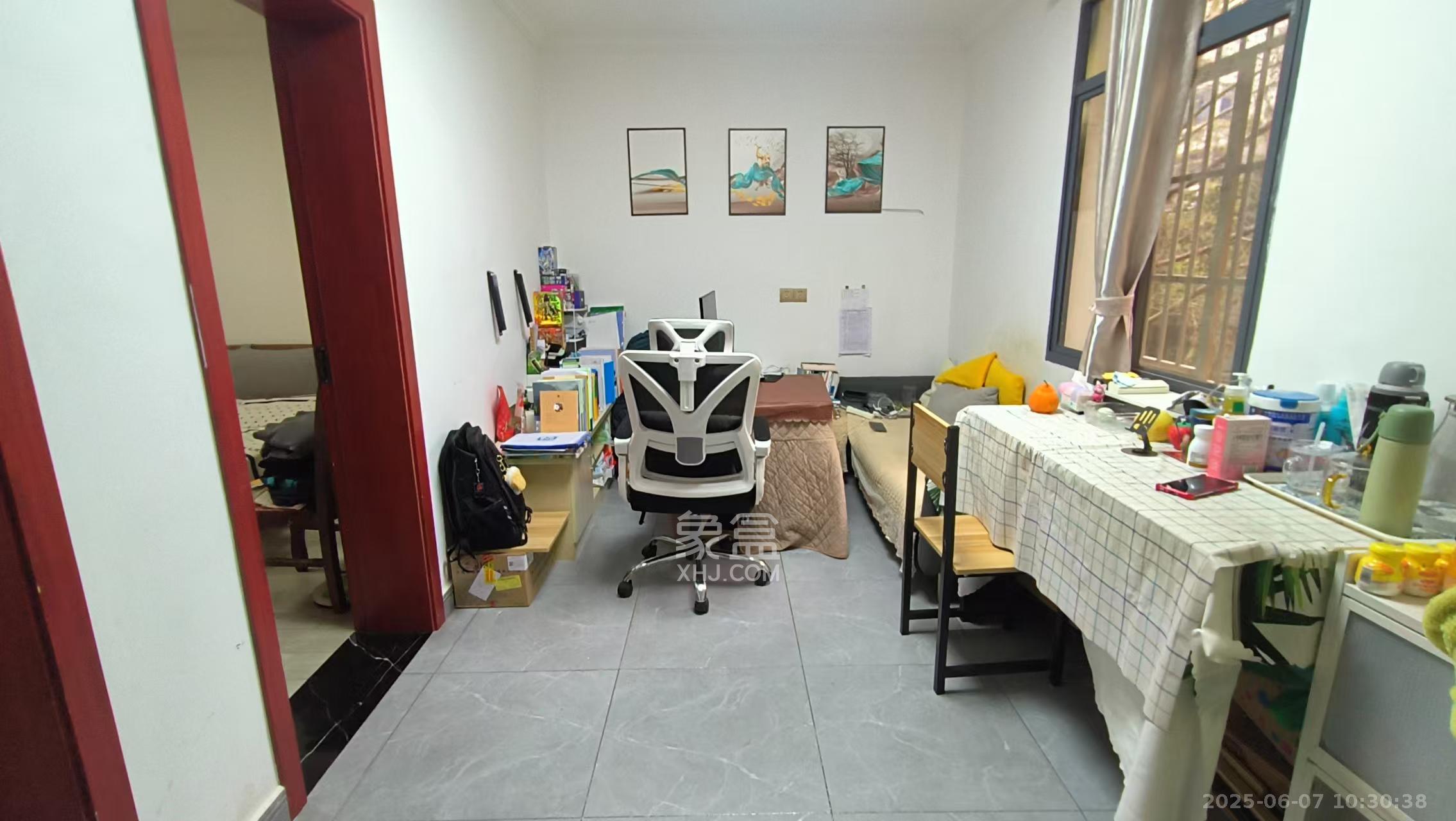 东塘化工研究所宿舍  2室1厅1卫   2500.00元/月