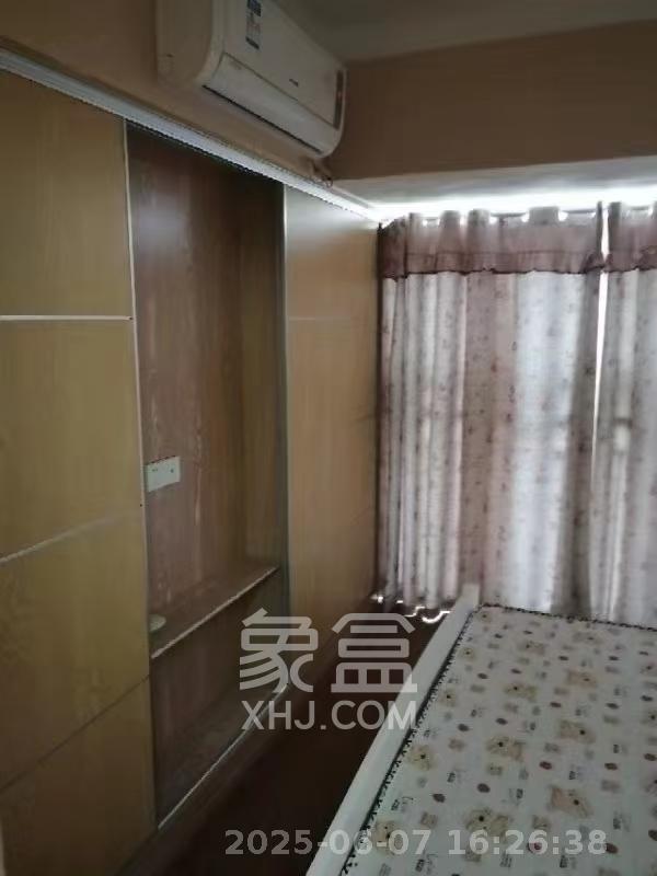 金色loft(鑫秋大厦) 2室2厅1卫 1900.0元/月 金色loft(鑫秋大厦) 2室2厅1卫 1900.0元/月室内图