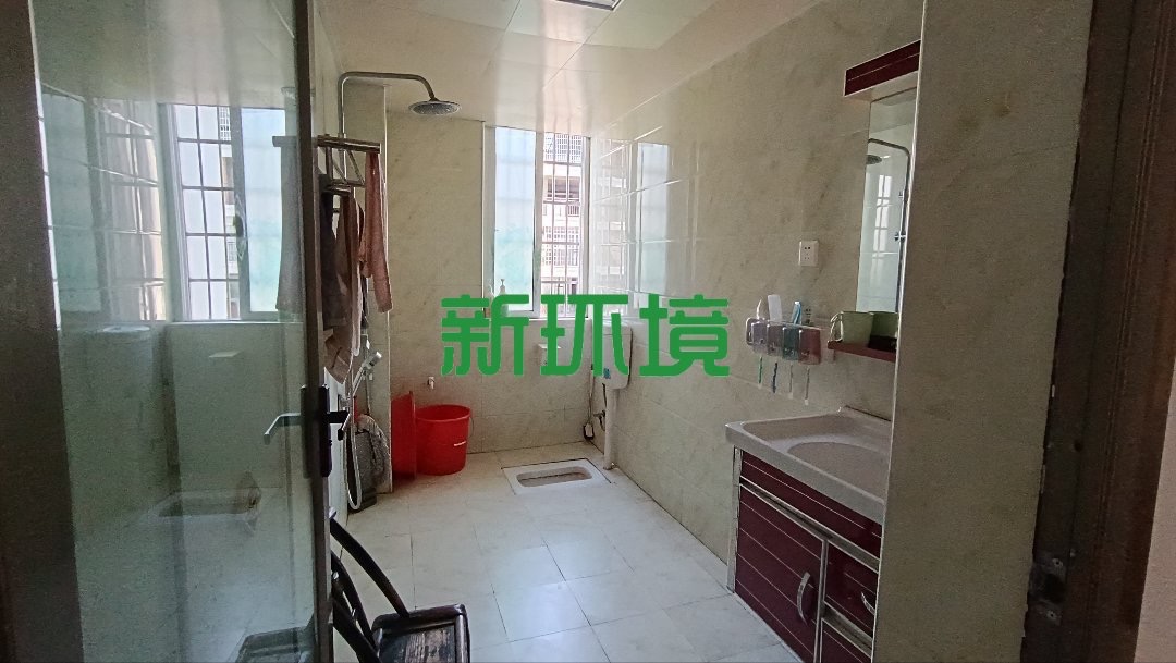 澧岸家园  4室2厅2卫   1380.00元/月室内图