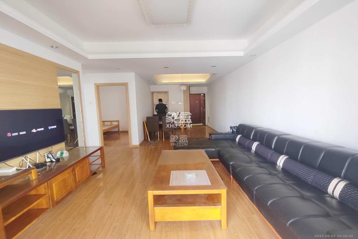 江山帝景哈佛  2室1厅1卫    2000.0元/月 江山帝景哈佛  2室1厅1卫    2000.0元/月室内图