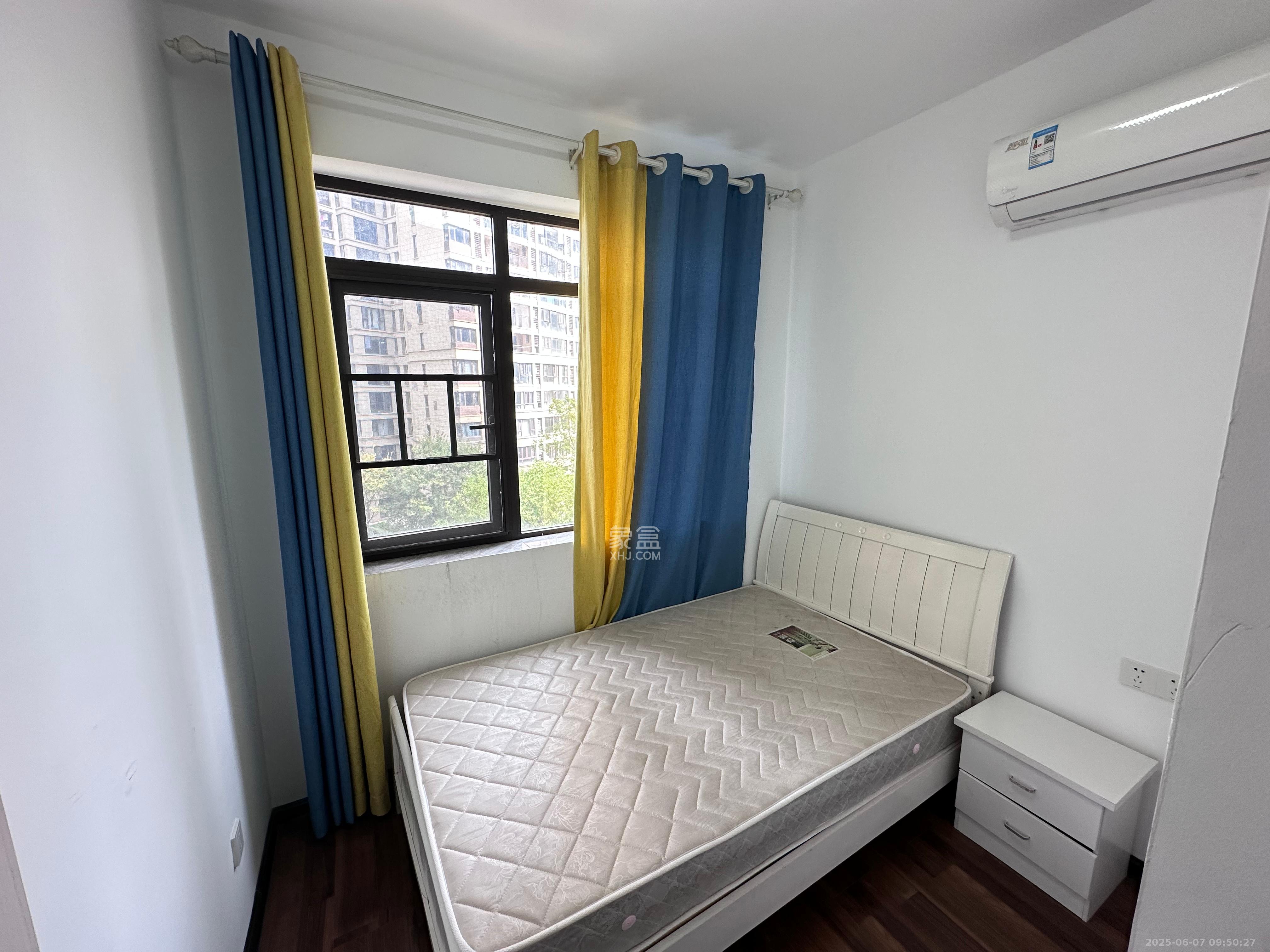 融创融公馆(融创臻苑) 4室2厅2卫 2100.0元/月 融创融公馆(融创臻苑) 4室2厅2卫 2100.0元/月室内图