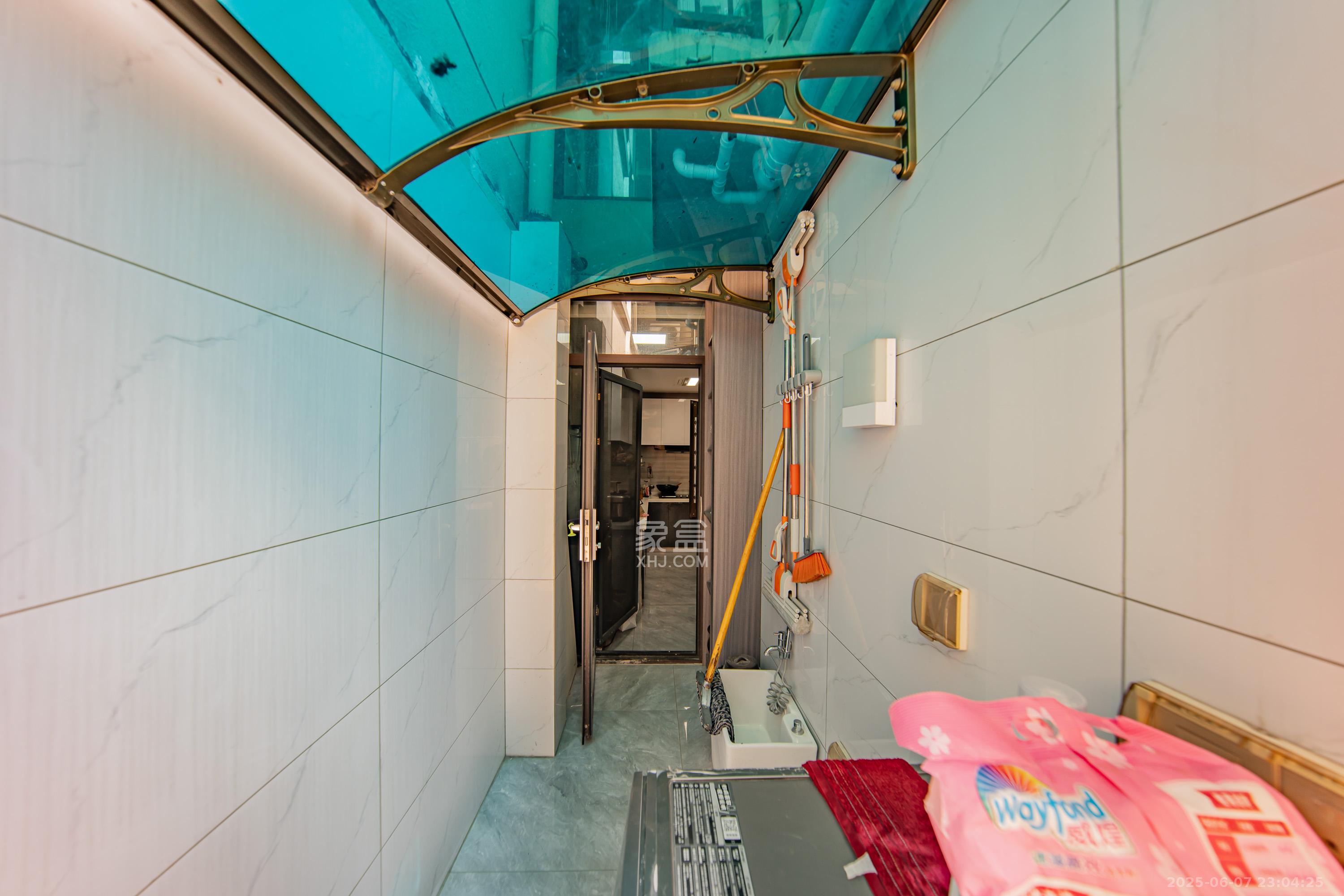 江山帝景雅典  3室2厅2卫    120.0万 江山帝景雅典  3室2厅2卫    120.0万阳台