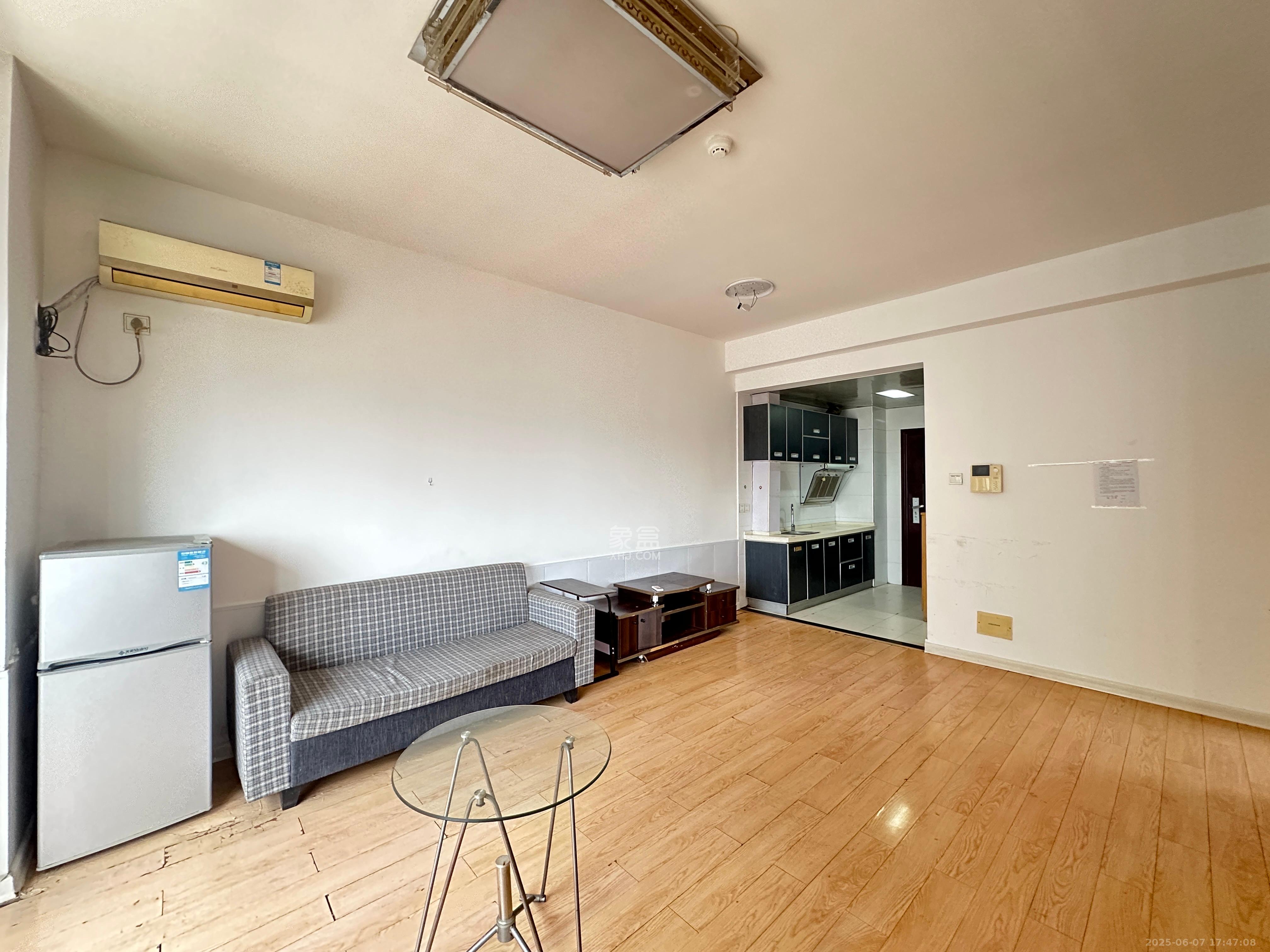 长沙之芯 2室1厅1卫 2500.0元/月 长沙之芯 2室1厅1卫 2500.0元/月室内图