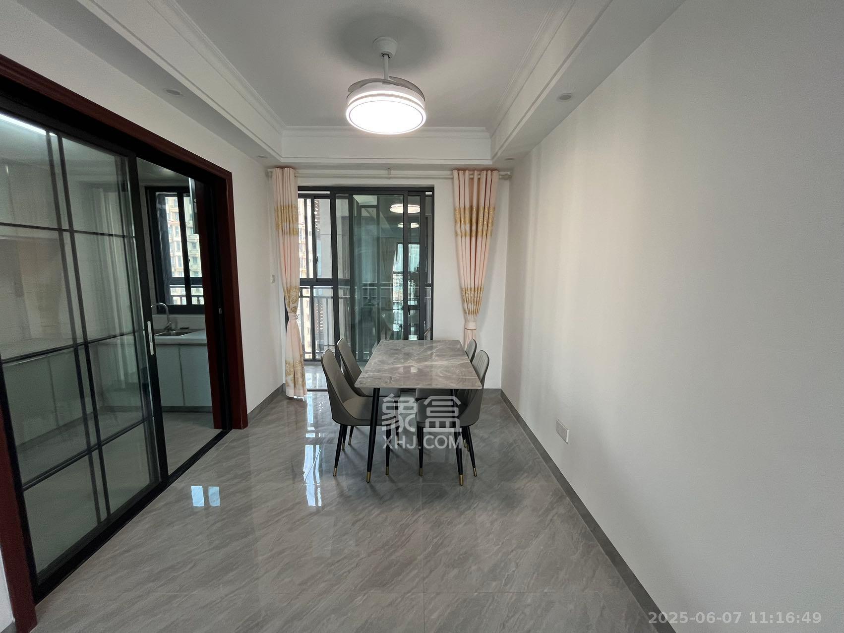 九华新城 3室2厅2卫 2000.0元/月 九华新城 3室2厅2卫 2000.0元/月室内图